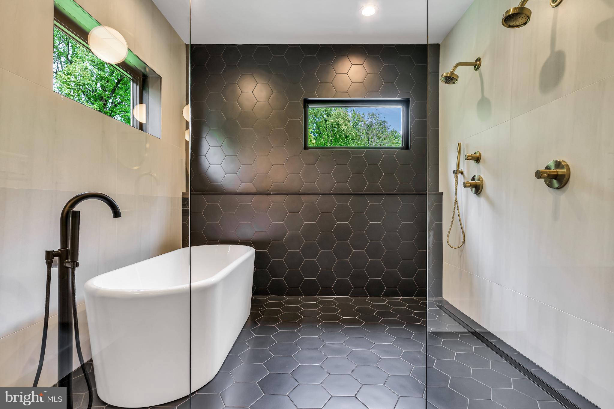 WESTWOOD MANOR - Residential