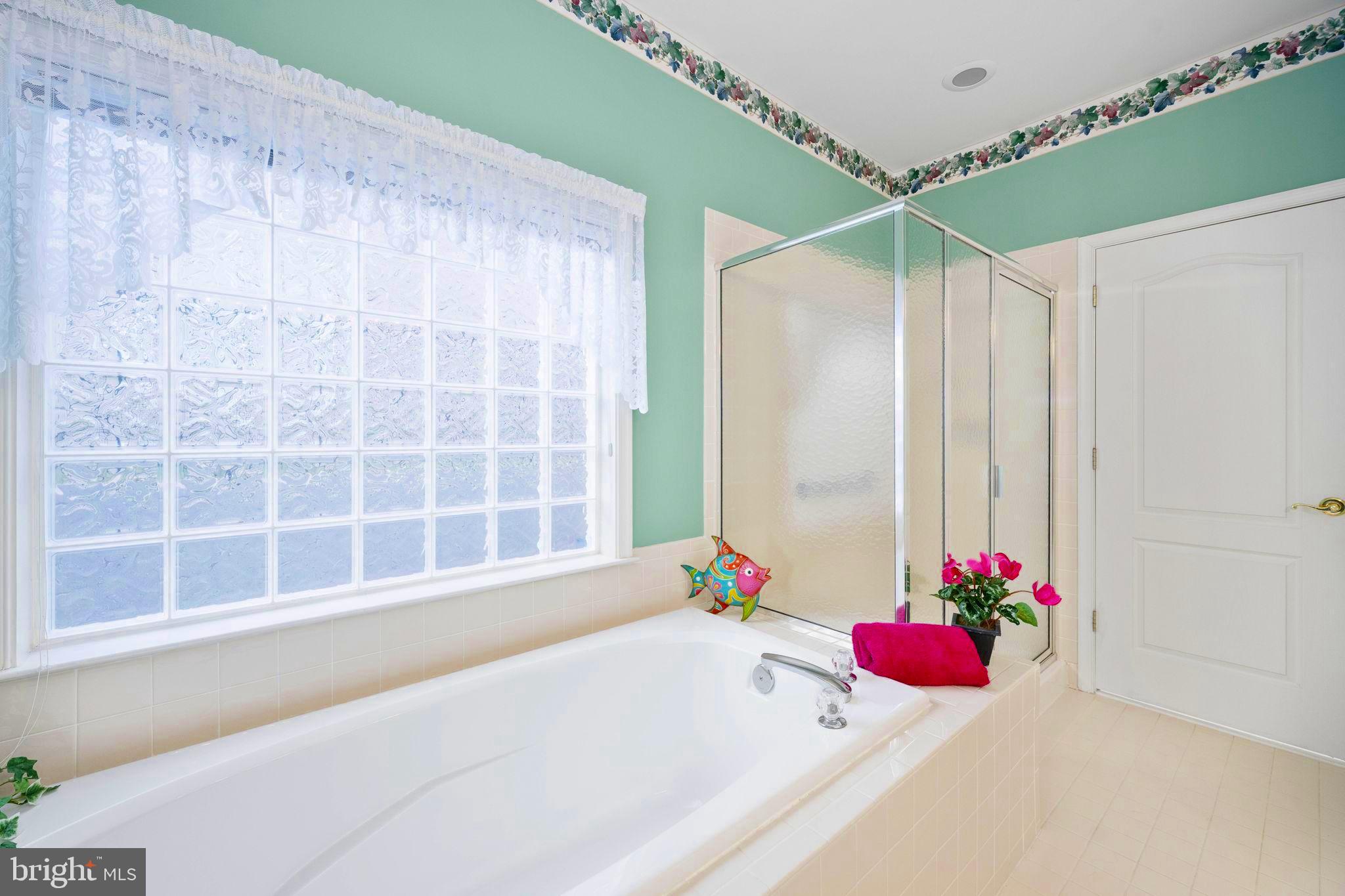 FALLS RUN - Residential