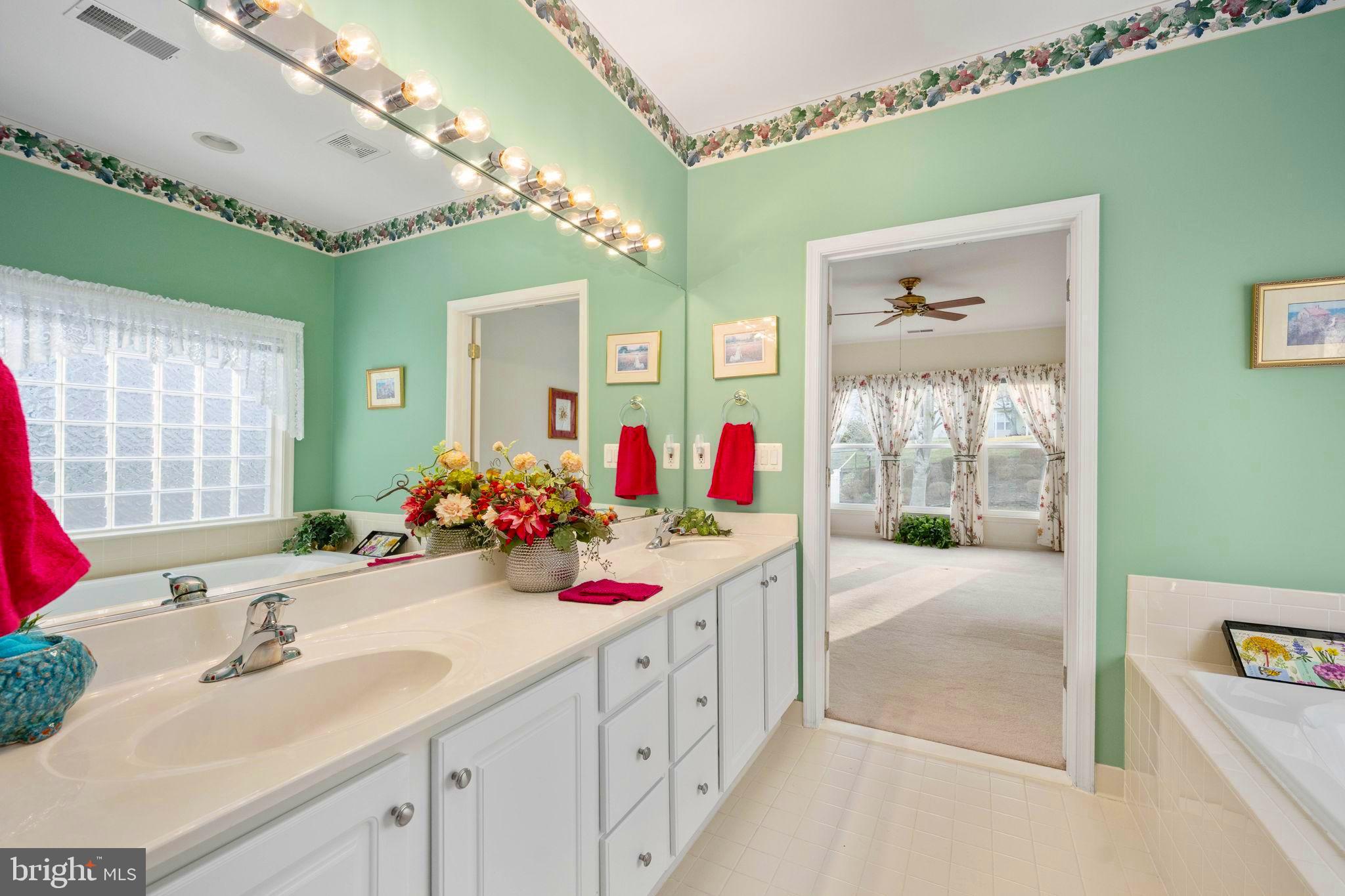 FALLS RUN - Residential