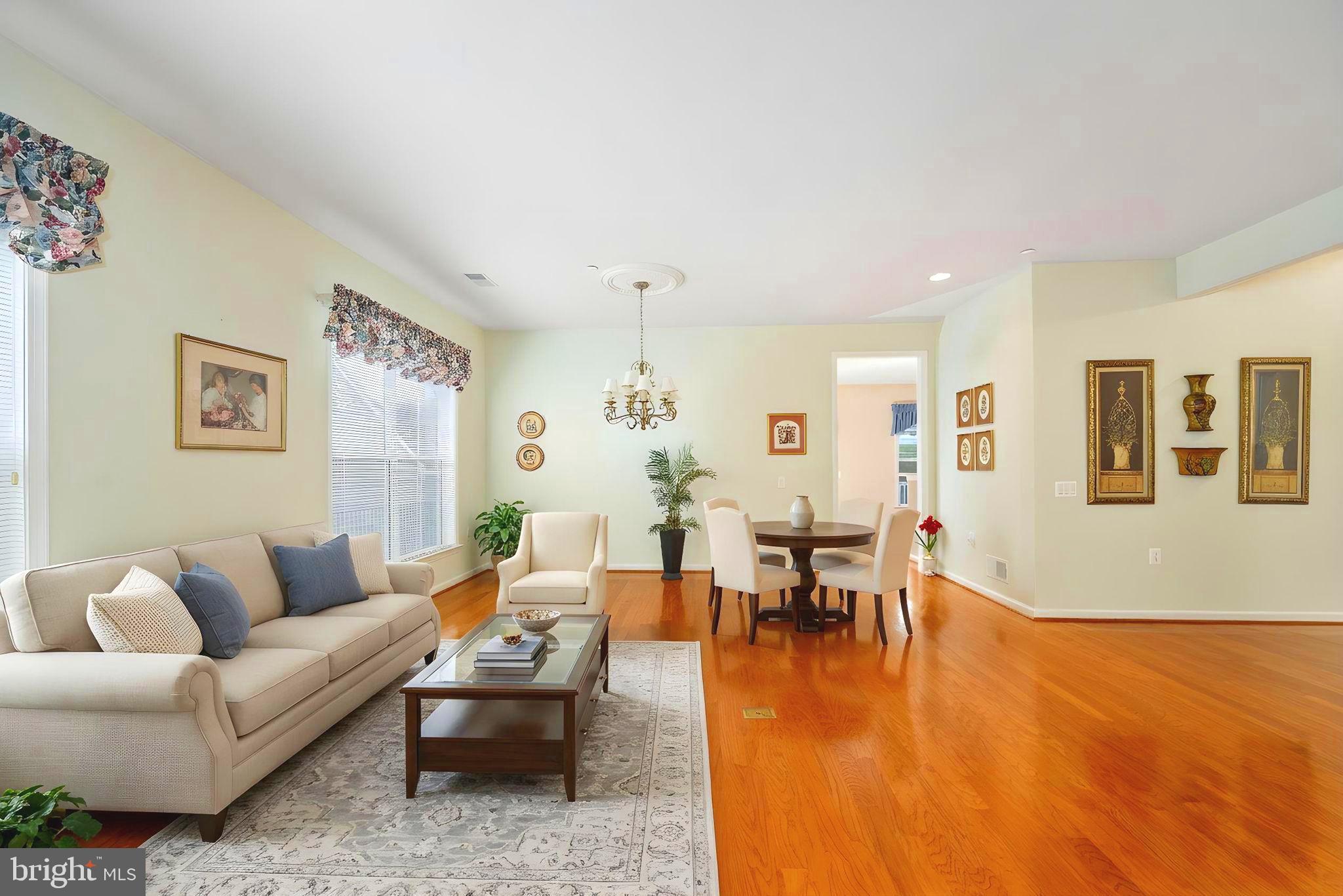 FALLS RUN - Residential