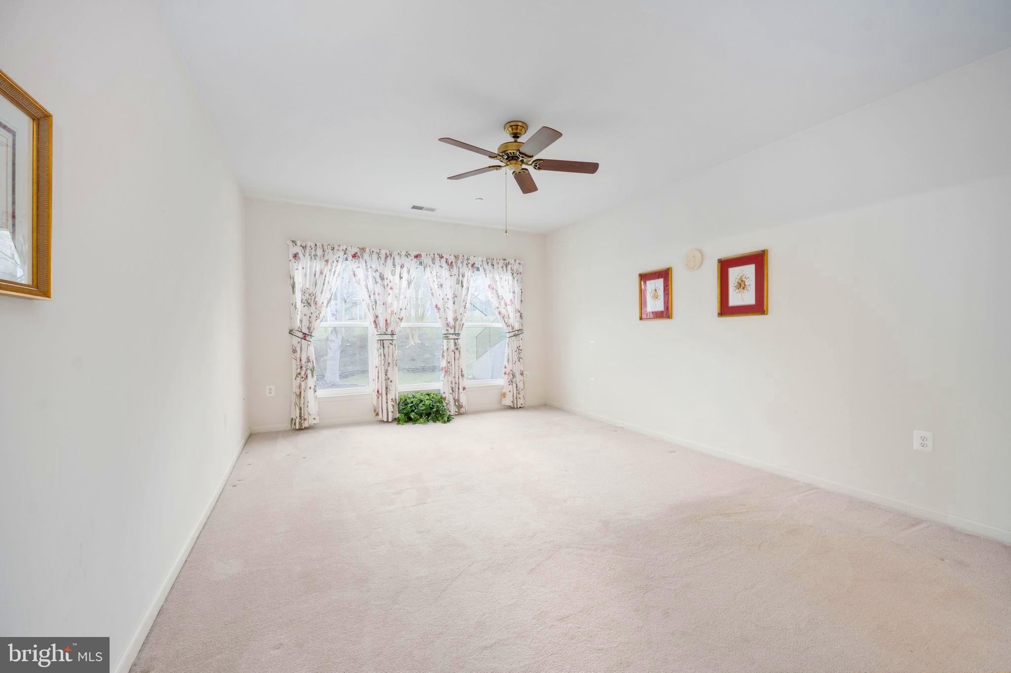 FALLS RUN - Residential