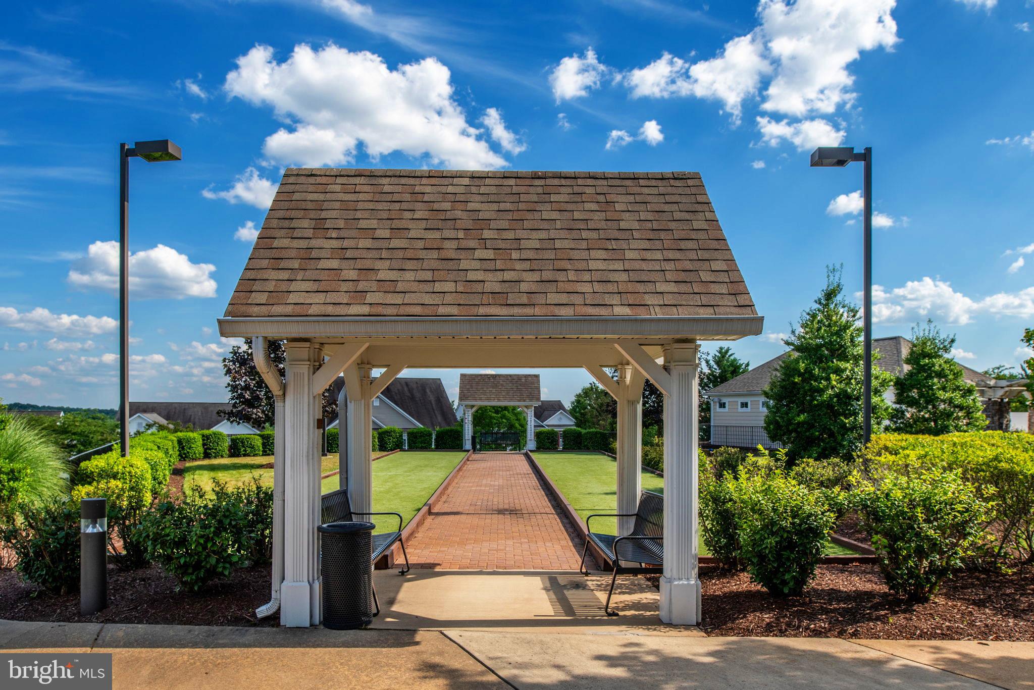 FALLS RUN - Residential