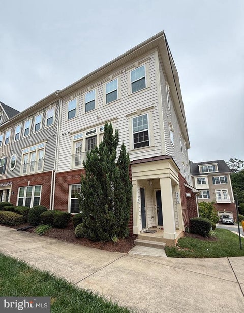 Photo of 4908 Dane Ridge Circle, WOODBRIDGE, VA 22193 (MLS # VAPW2132386)