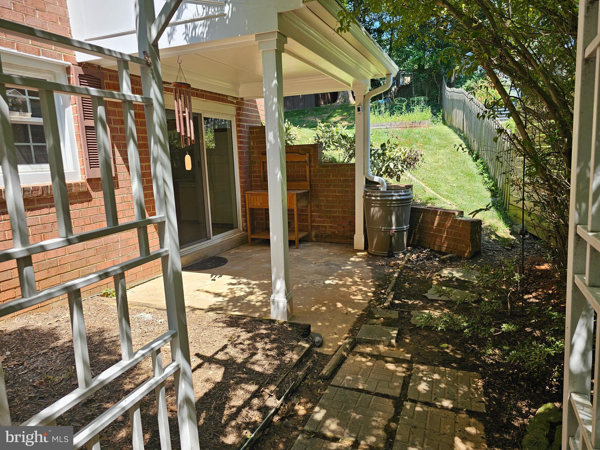 KINGS PARK WEST - Residential Lease