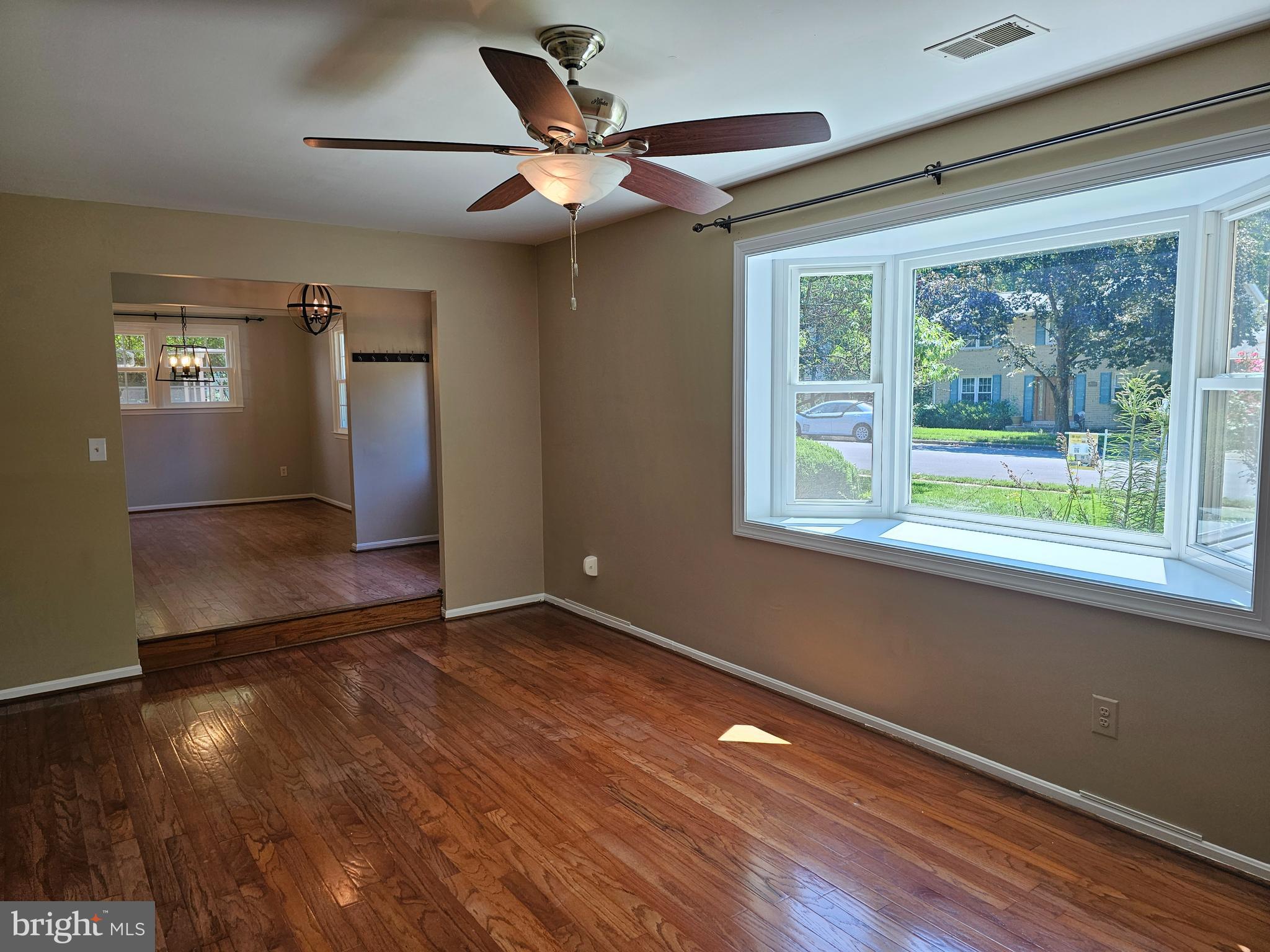 KINGS PARK WEST - Residential Lease