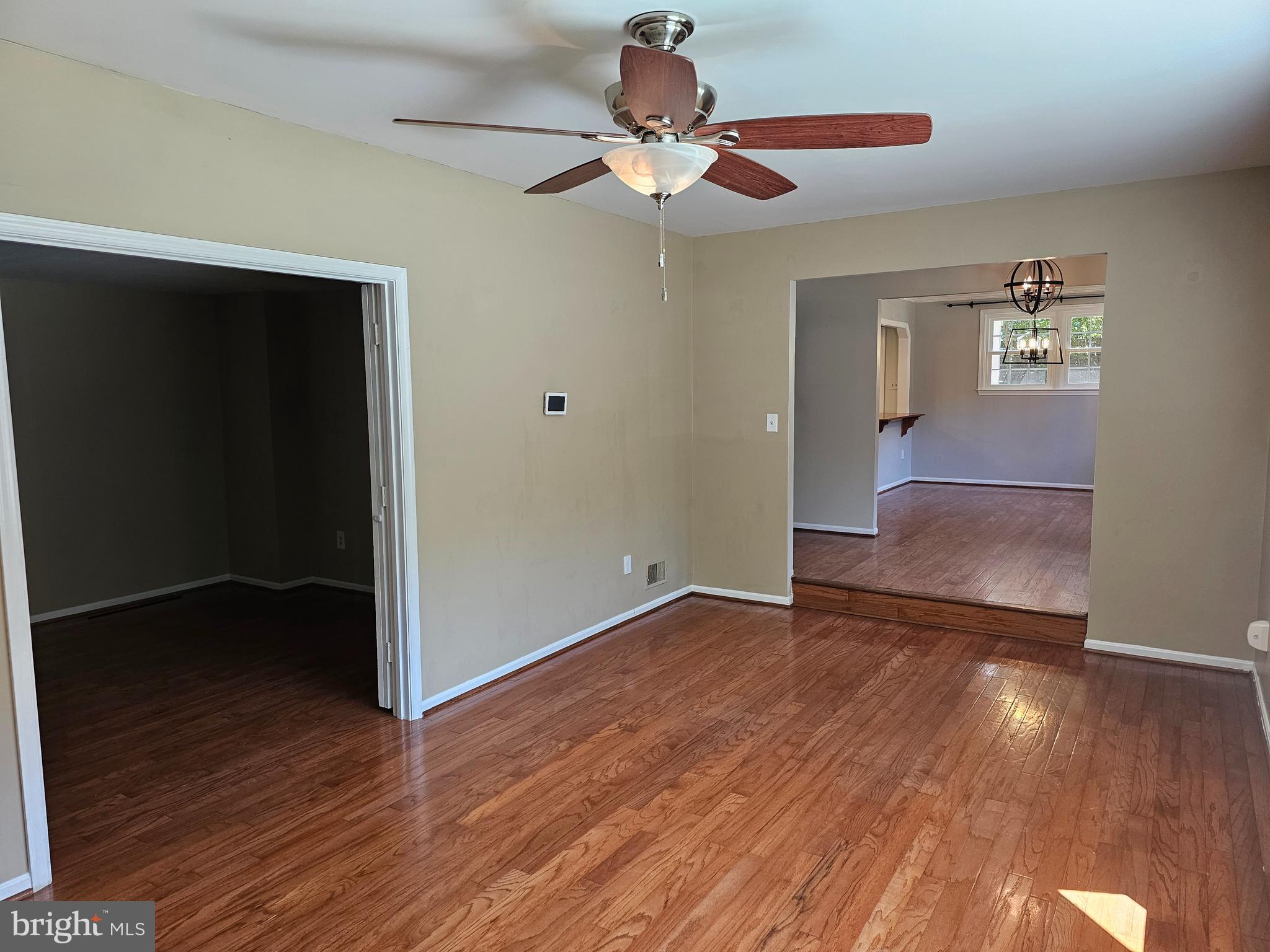 KINGS PARK WEST - Residential Lease