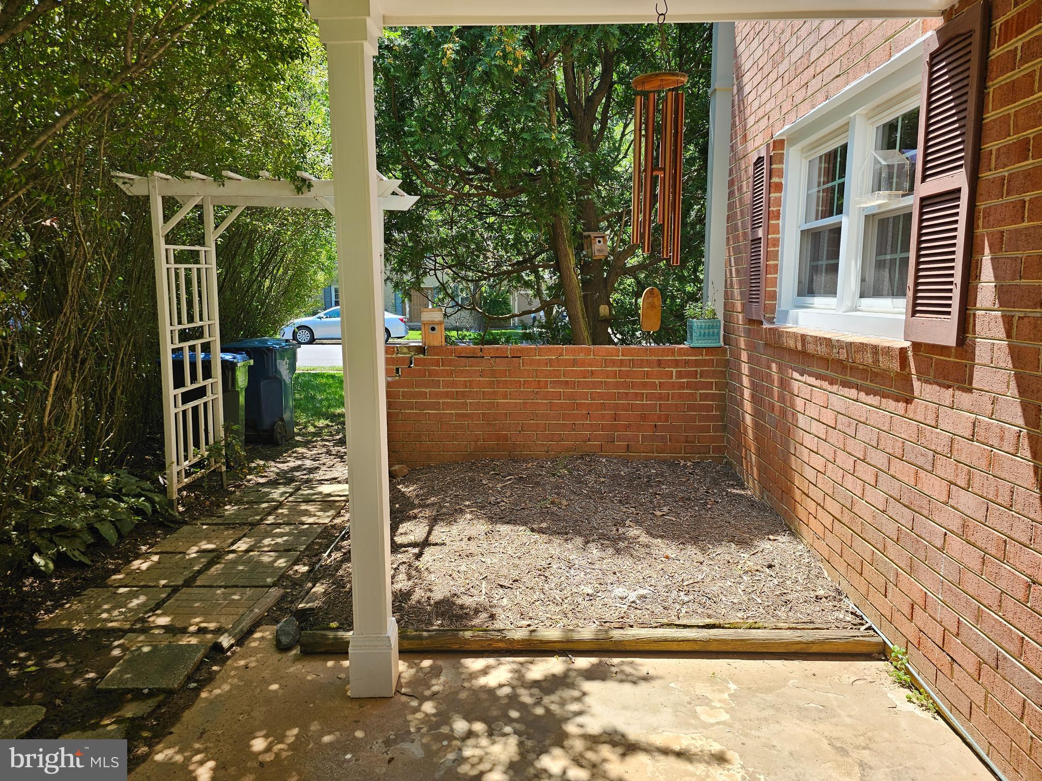 KINGS PARK WEST - Residential Lease