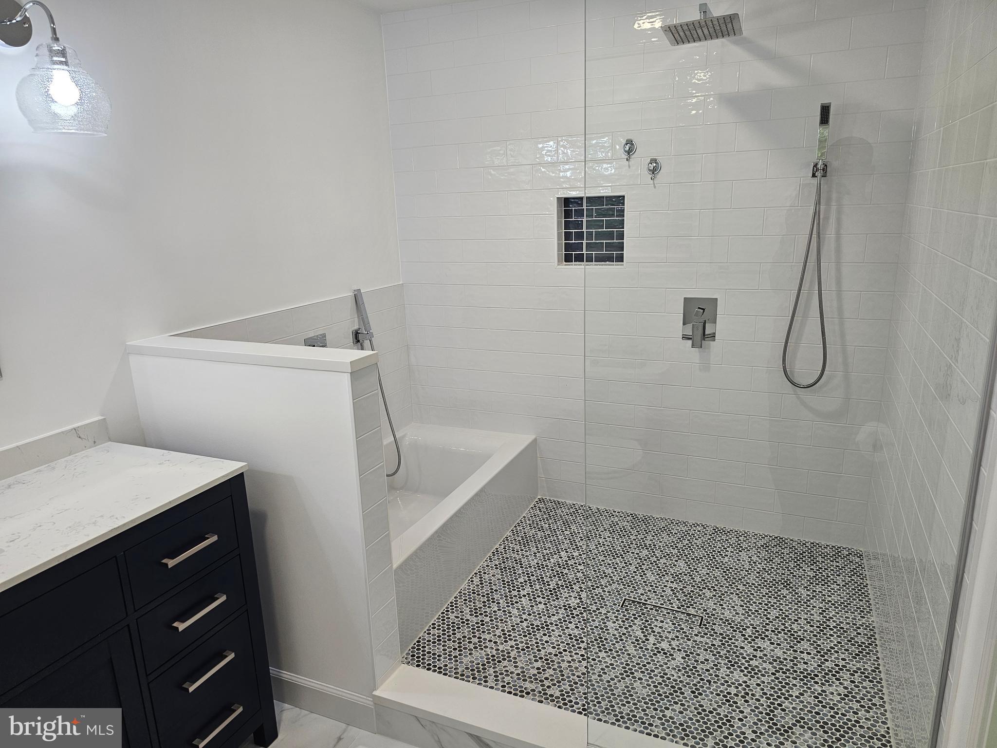 KINGS PARK WEST - Residential Lease