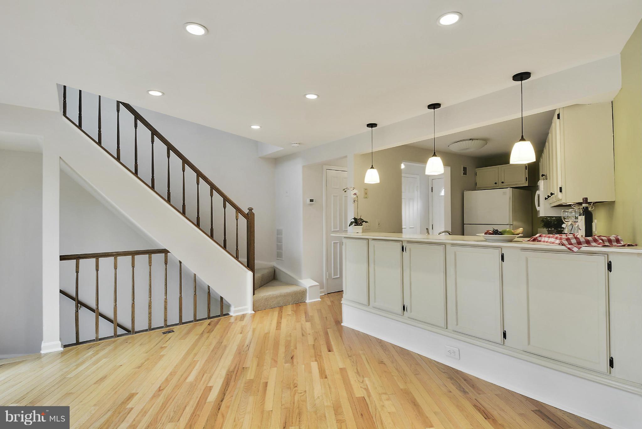 RESTON - Residential