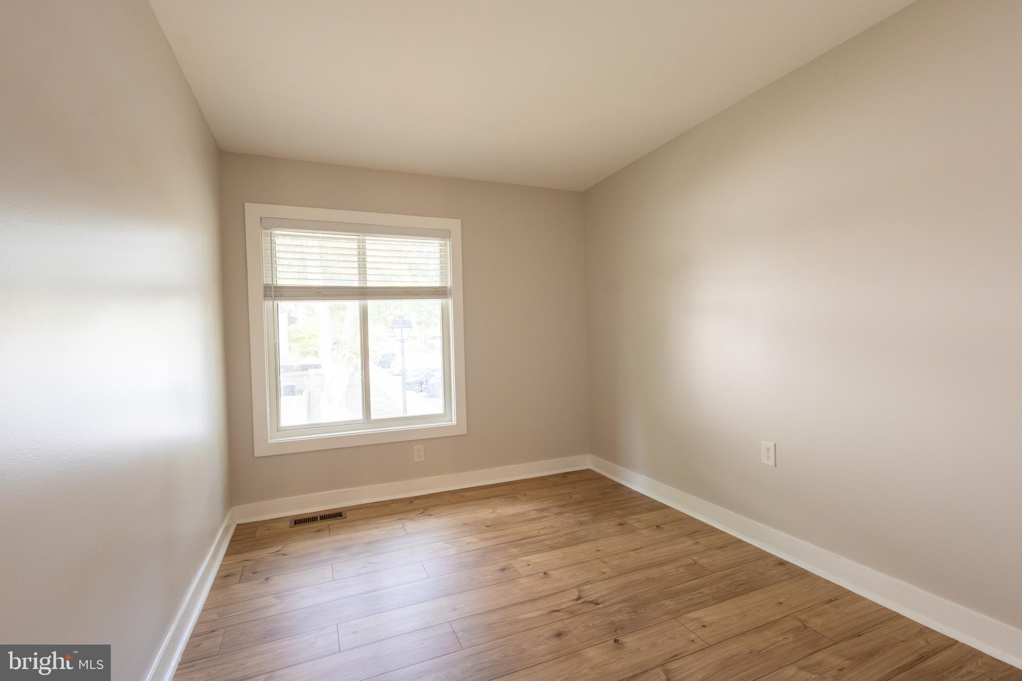 HICKORY RIDGE - Residential Lease