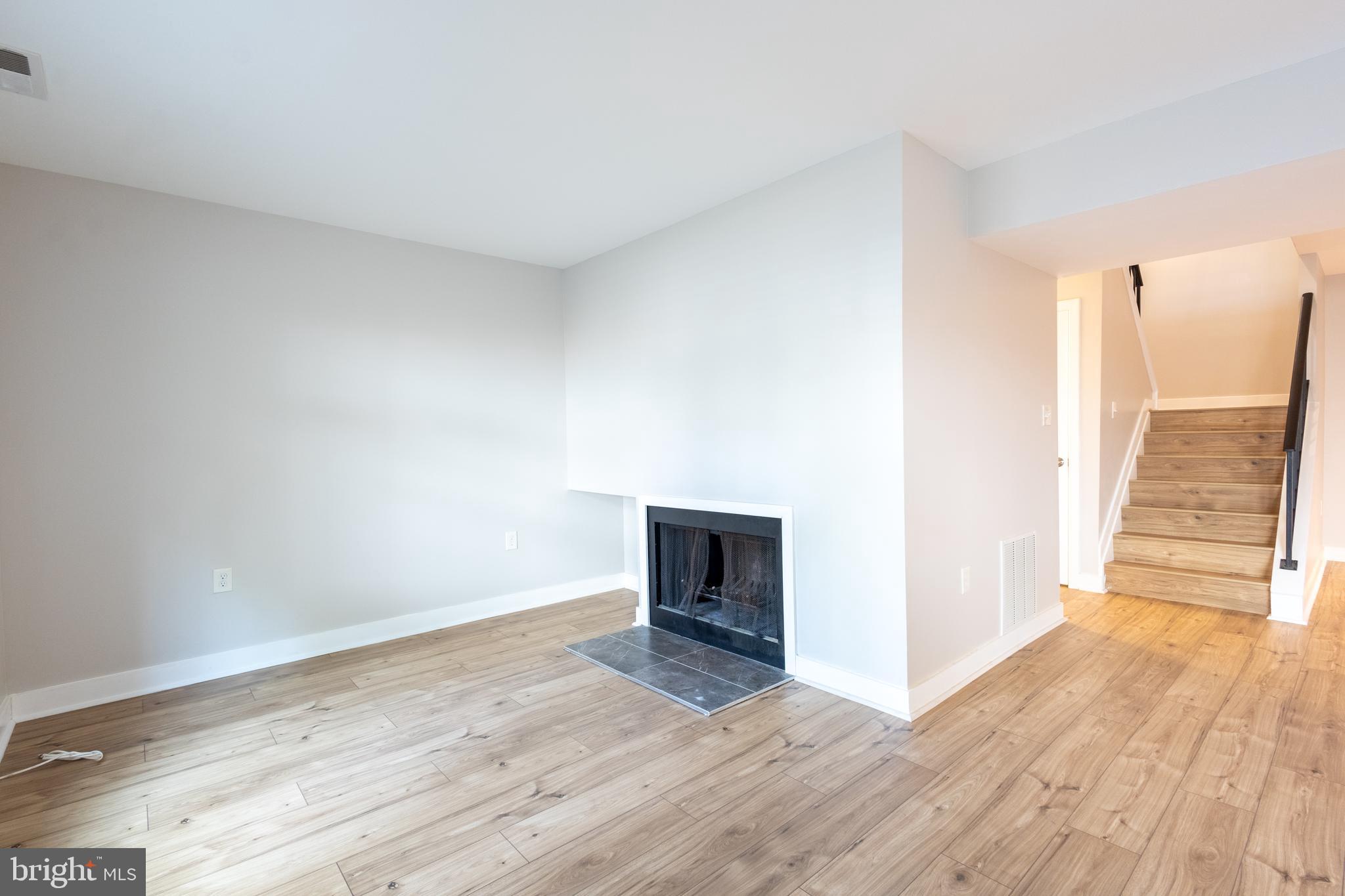 HICKORY RIDGE - Residential Lease