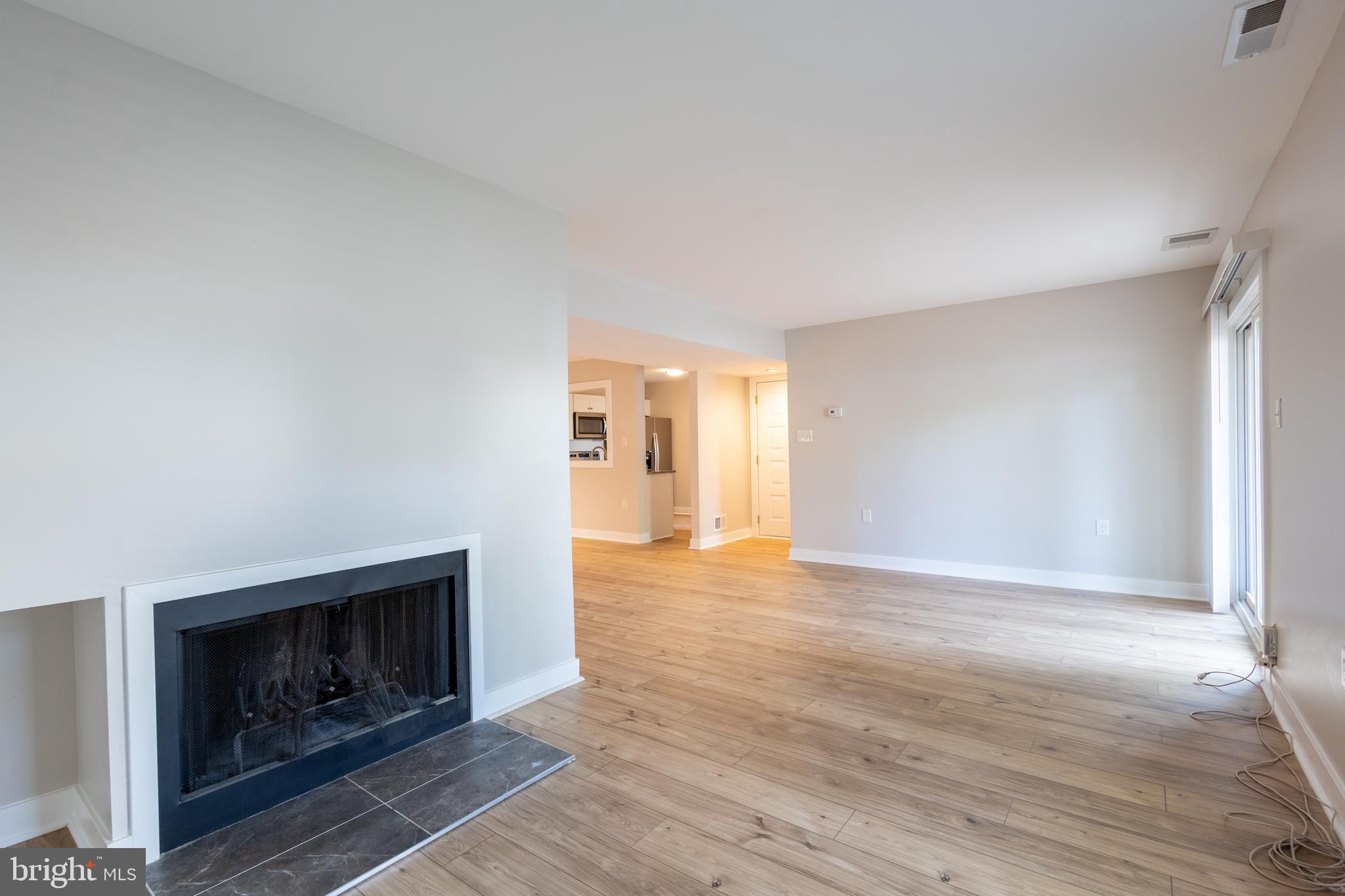 HICKORY RIDGE - Residential Lease