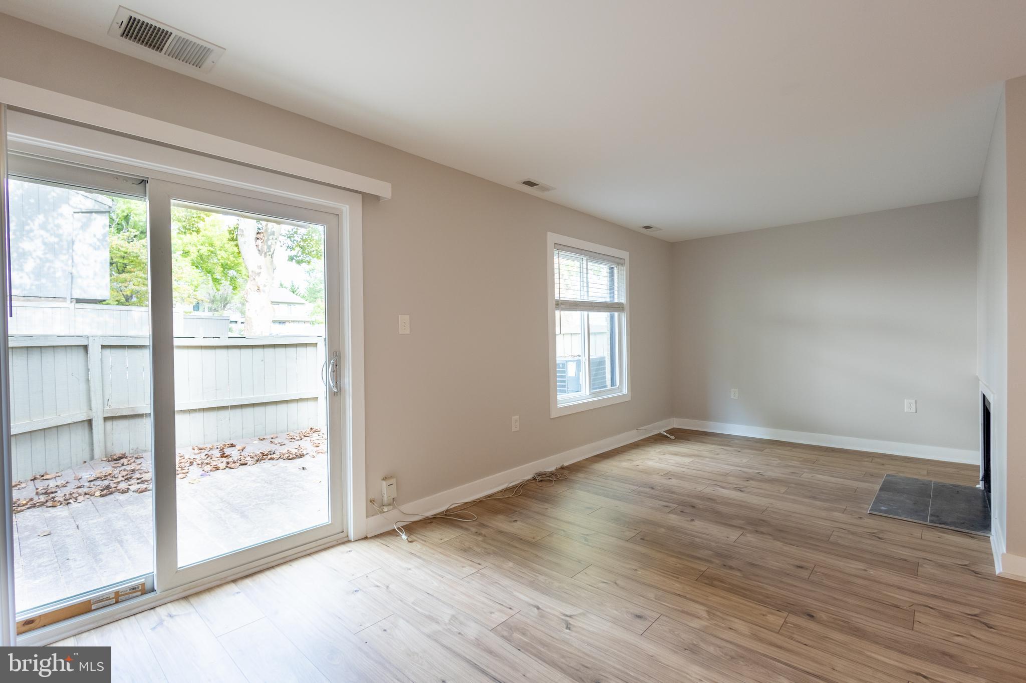 HICKORY RIDGE - Residential Lease