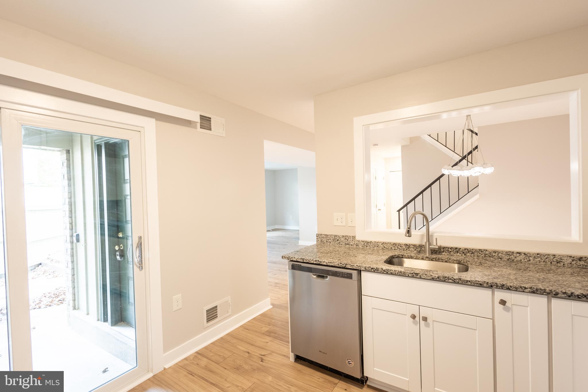 HICKORY RIDGE - Residential Lease