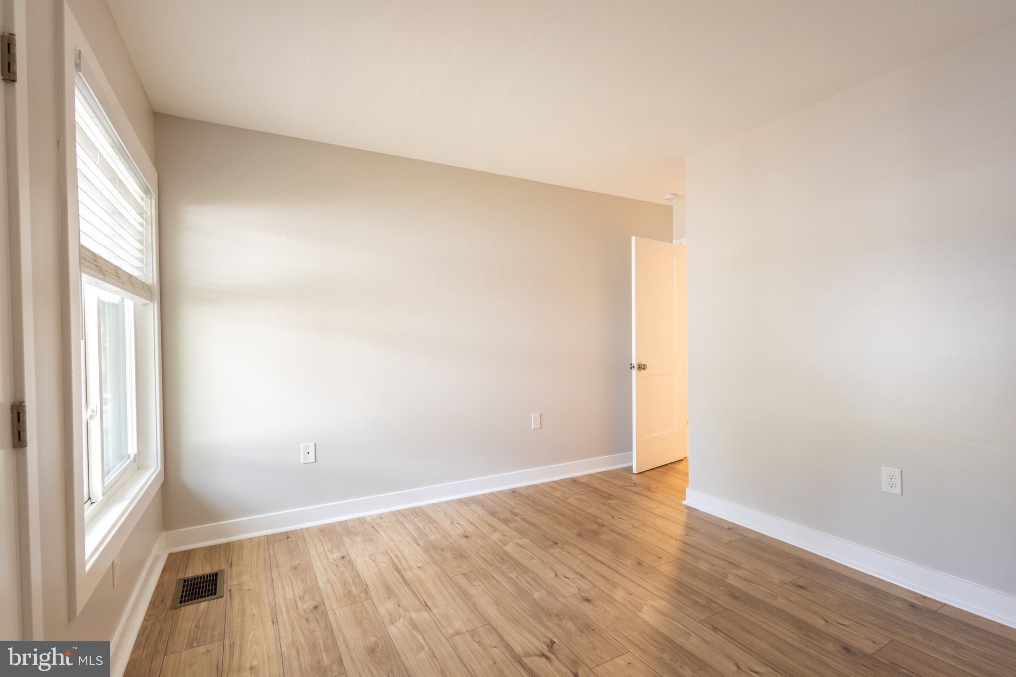 HICKORY RIDGE - Residential Lease