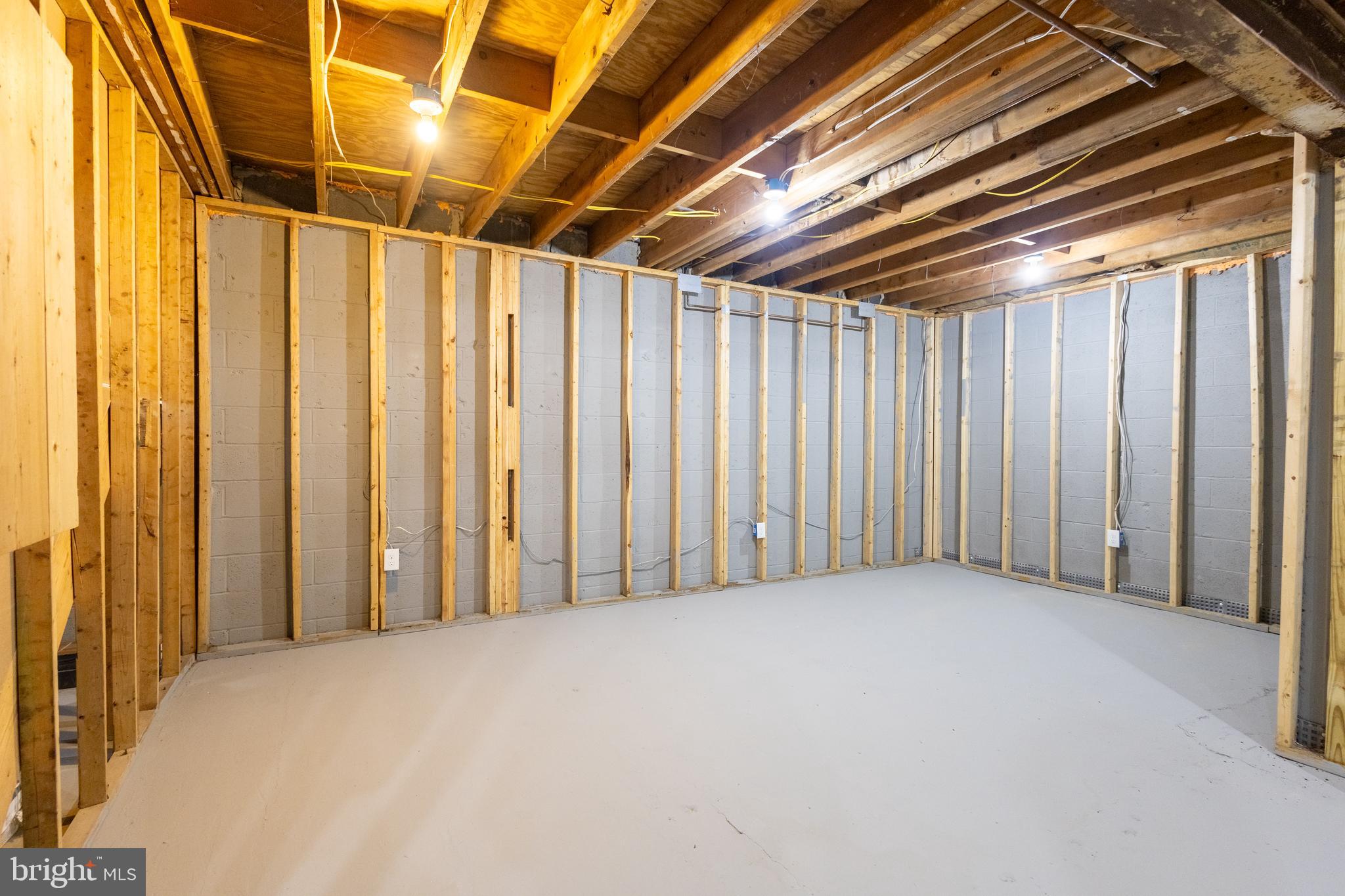 HICKORY RIDGE - Residential Lease