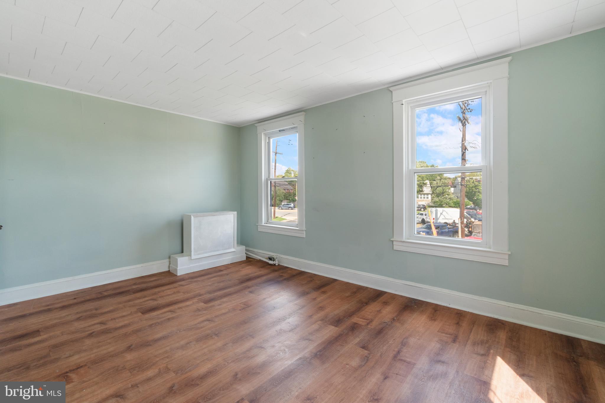 DUNDALK - Residential Lease