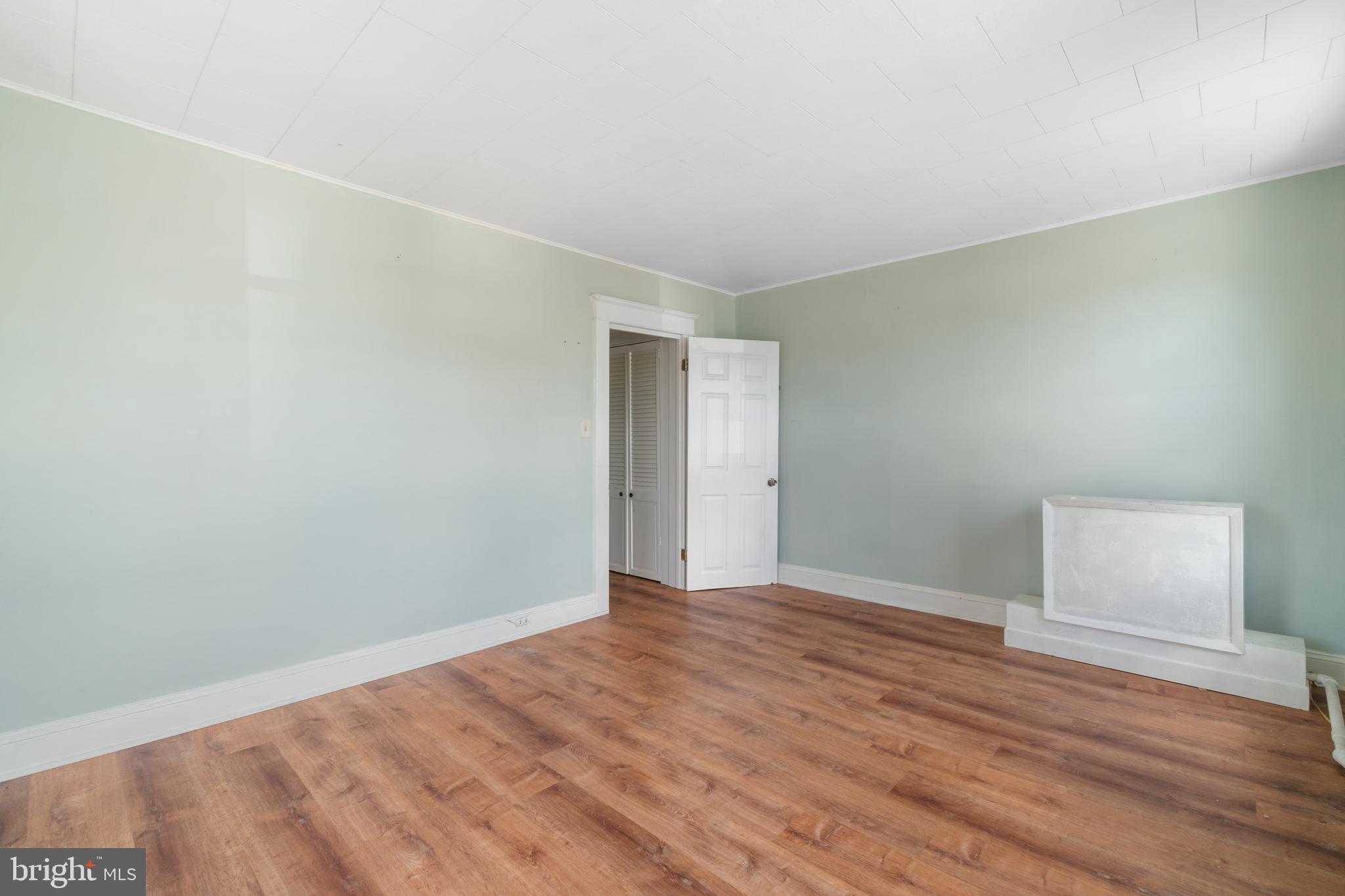 DUNDALK - Residential Lease