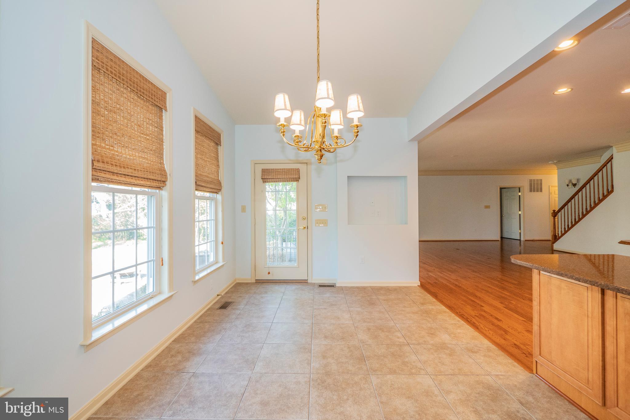 CLOVER RIDGE - Residential