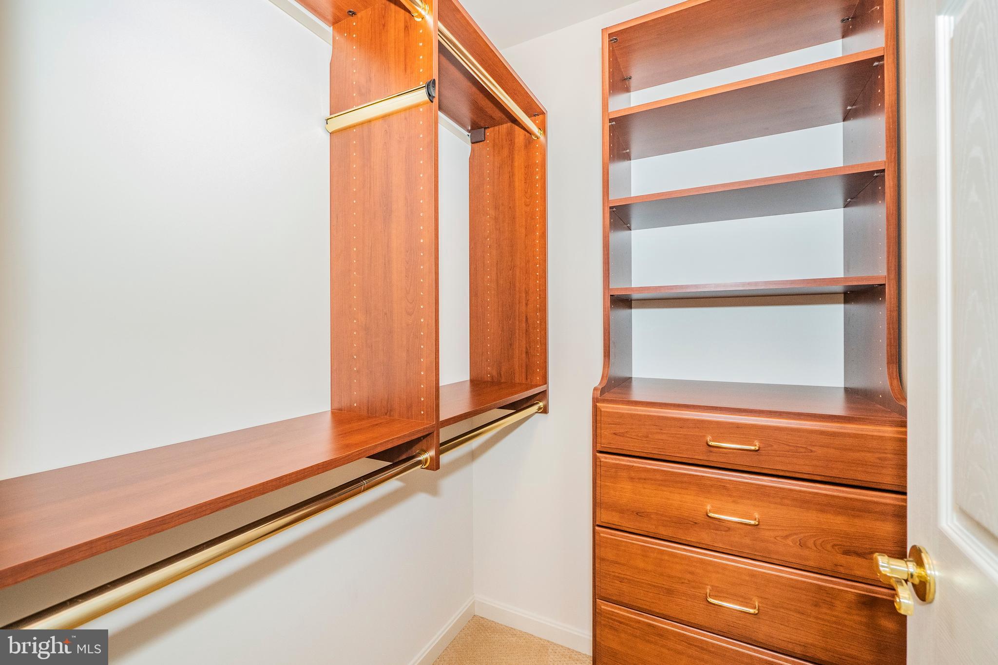 CLOVER RIDGE - Residential