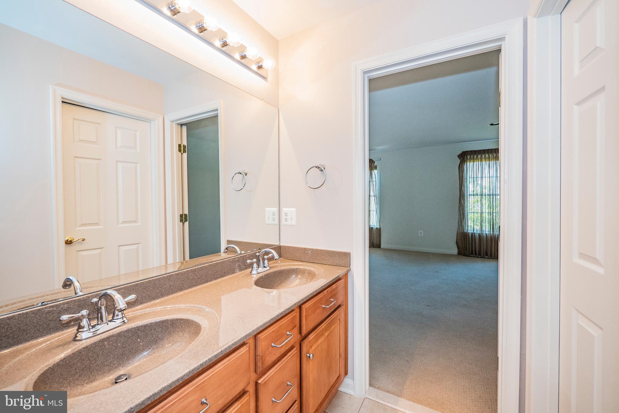 CLOVER RIDGE - Residential