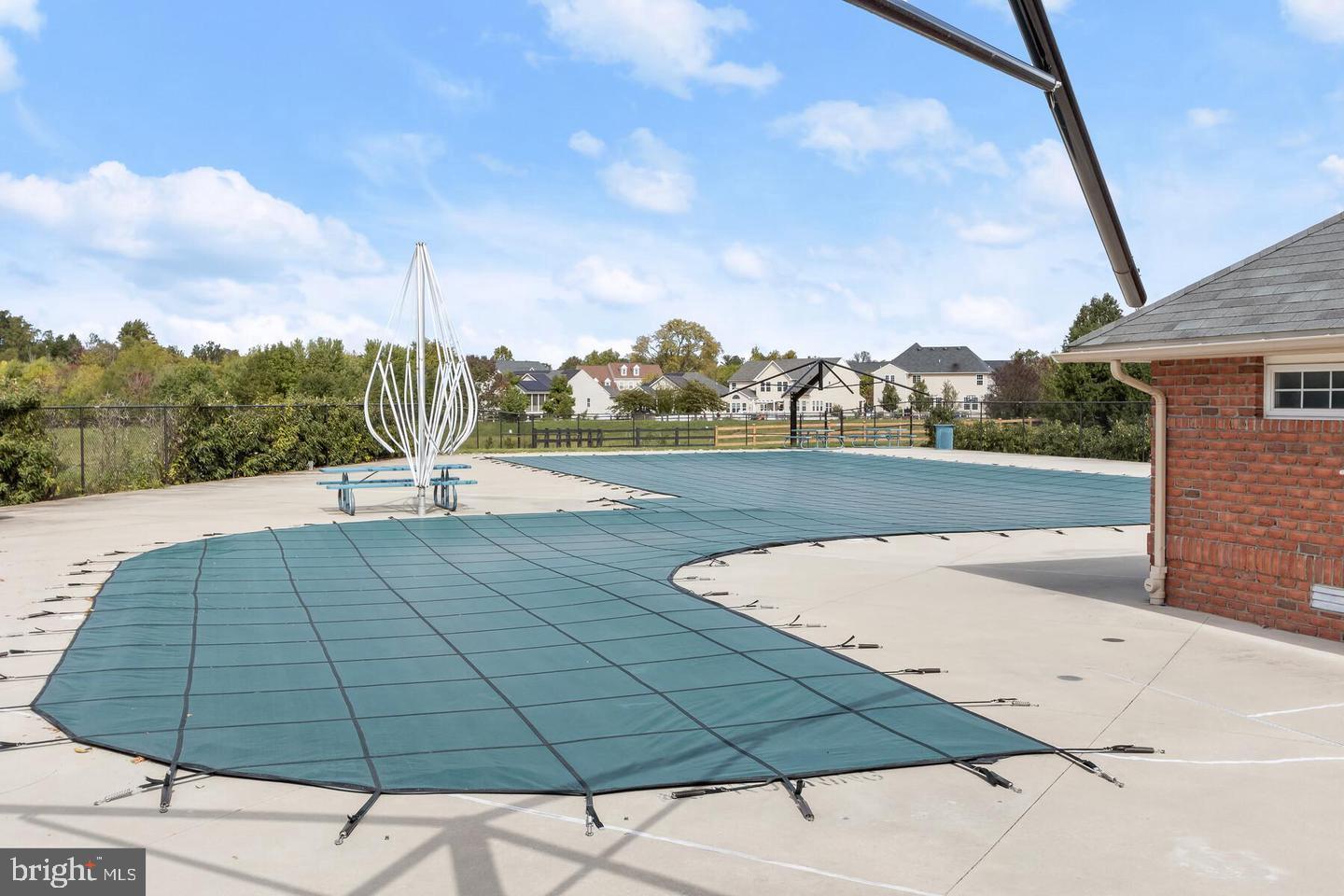 CLOVER RIDGE - Residential