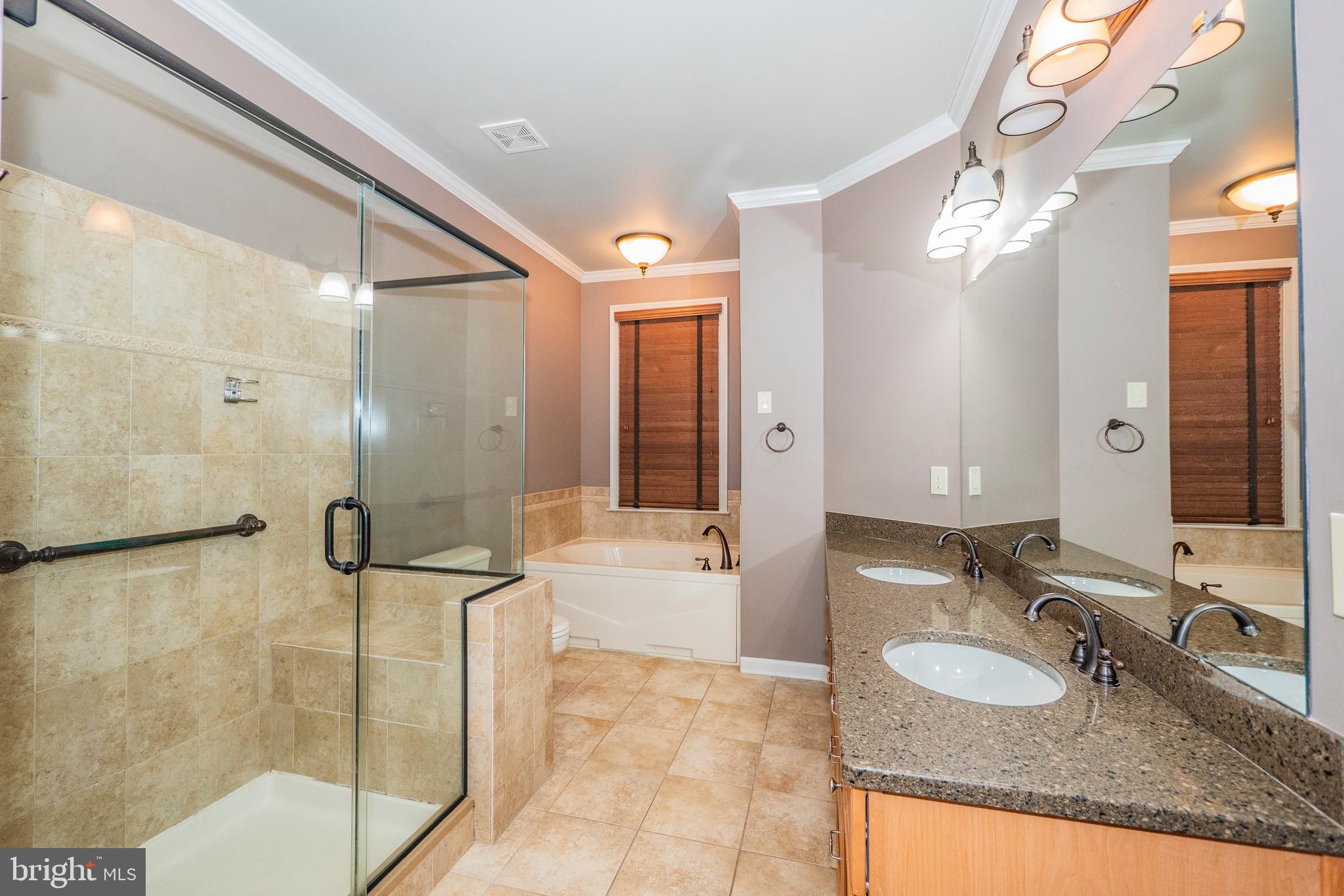 CLOVER RIDGE - Residential