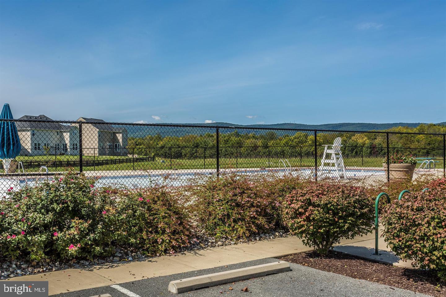 CLOVER RIDGE - Residential