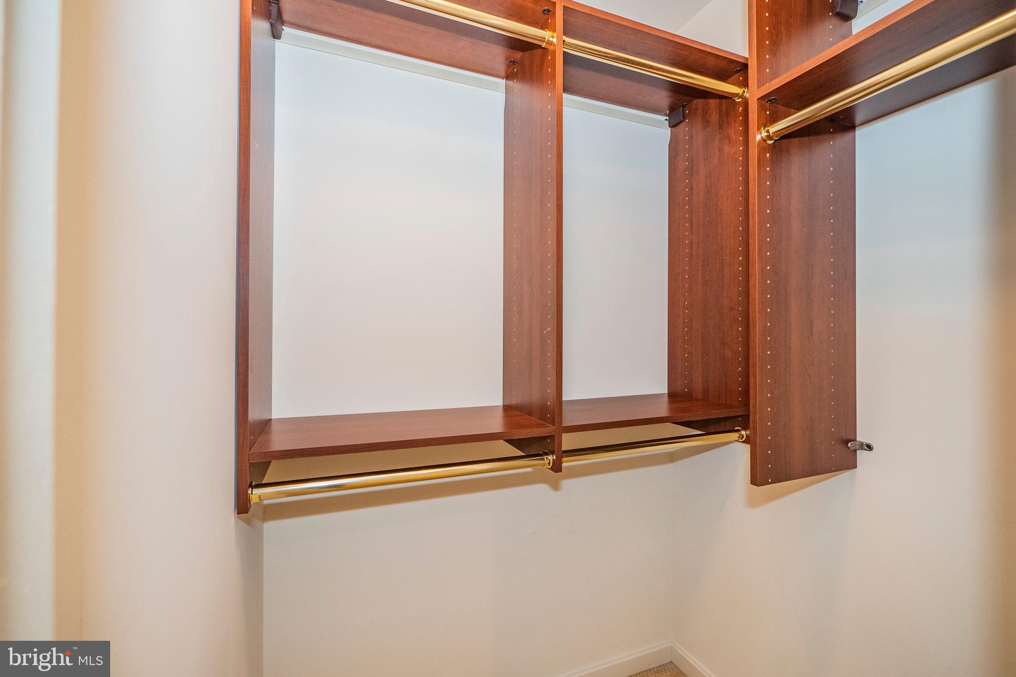 CLOVER RIDGE - Residential