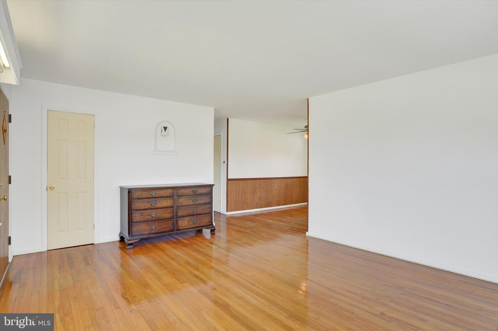 29 KENSINGTON DRIVE