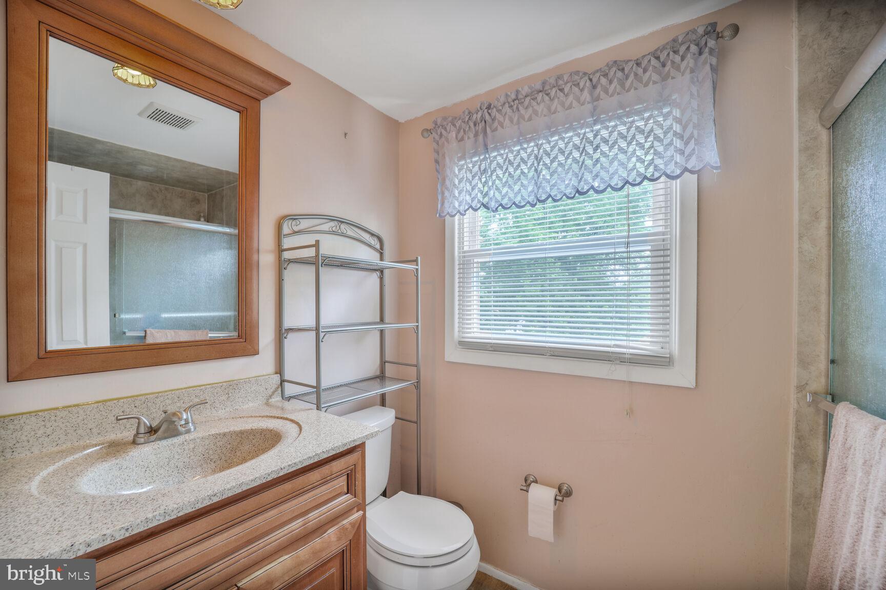 KENILWORTH - Residential