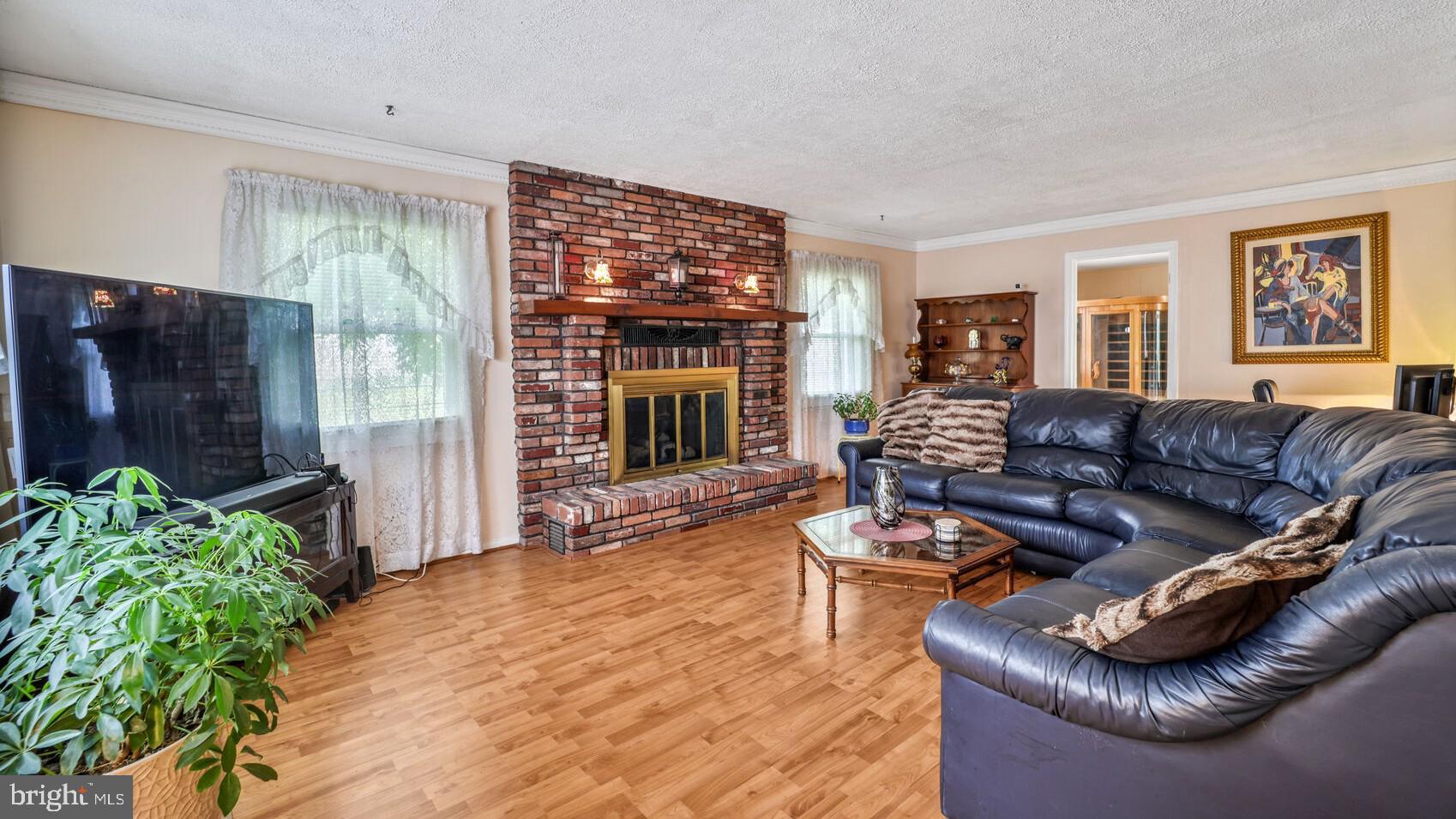 KENILWORTH - Residential