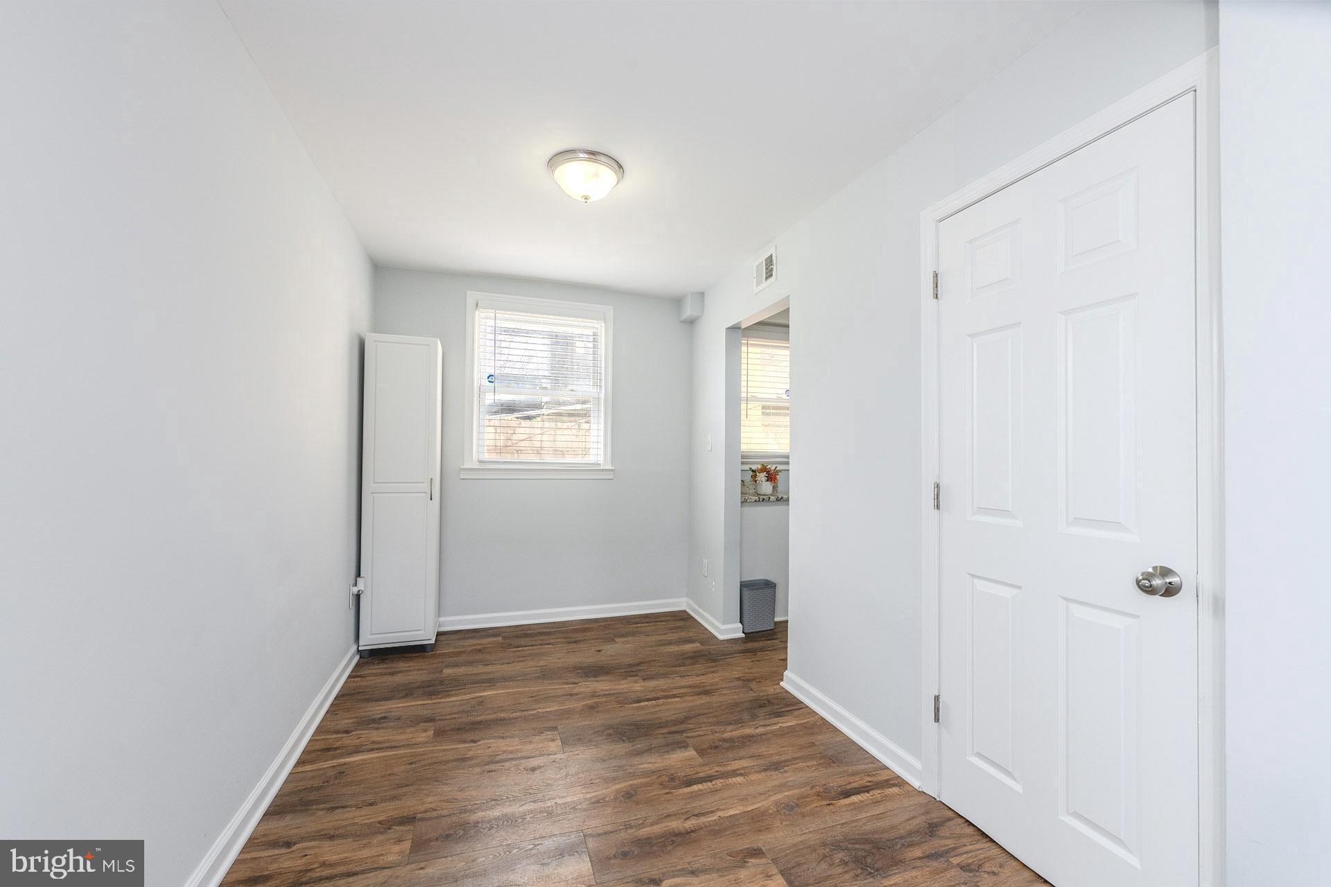 IVERSON MEWS CONDOMINIUM - Residential