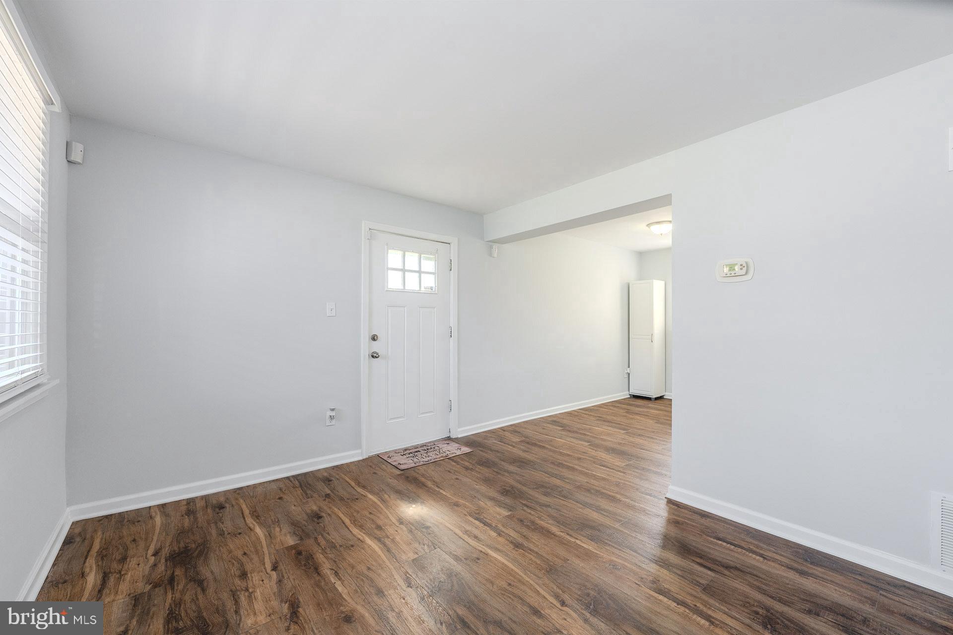 IVERSON MEWS CONDOMINIUM - Residential