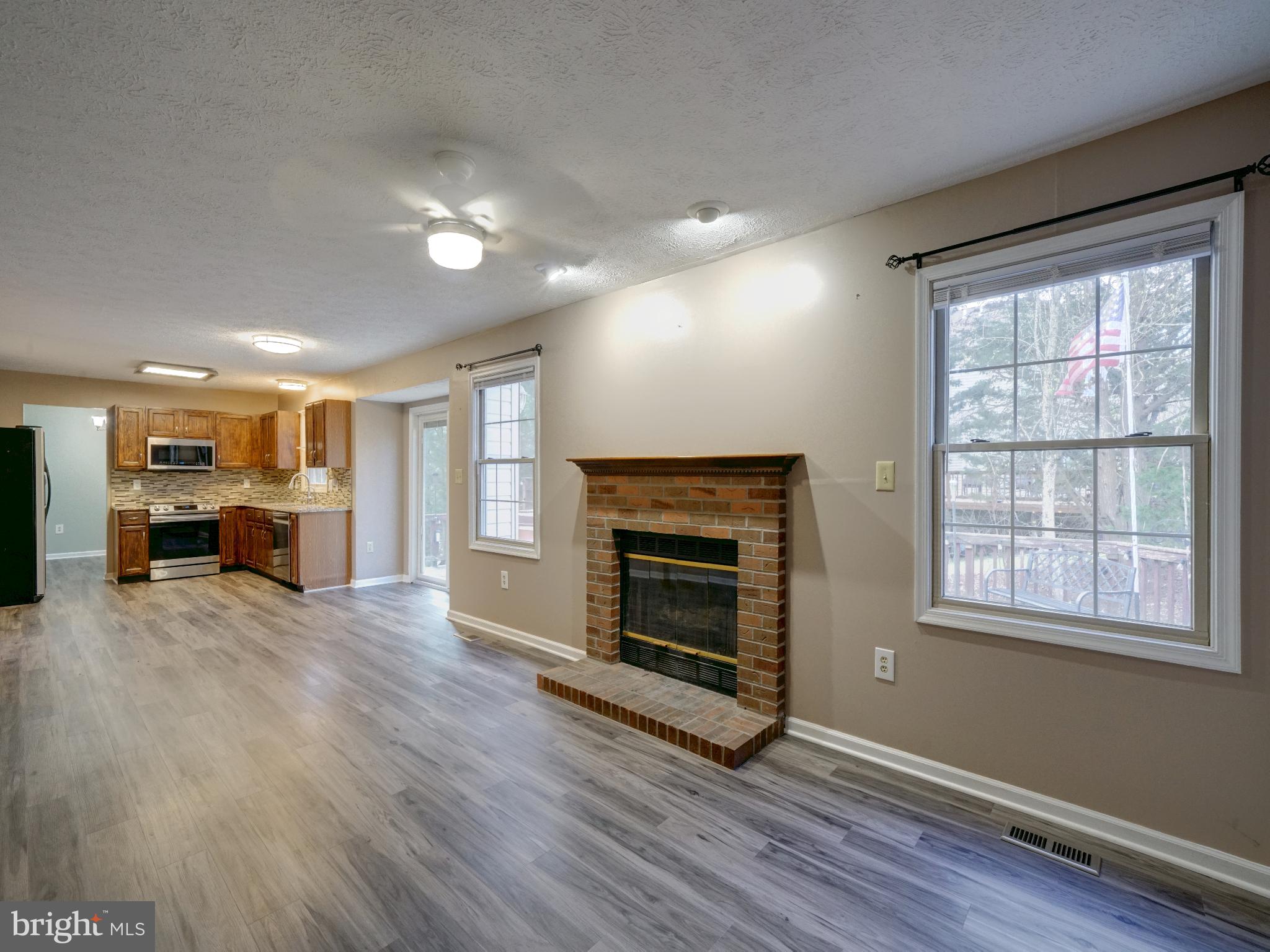 9505 QUEENS GUARD COURT