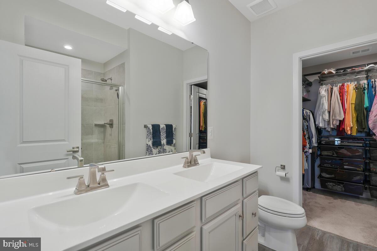 VILLAGE OF TOWNE SQUARE - Residential