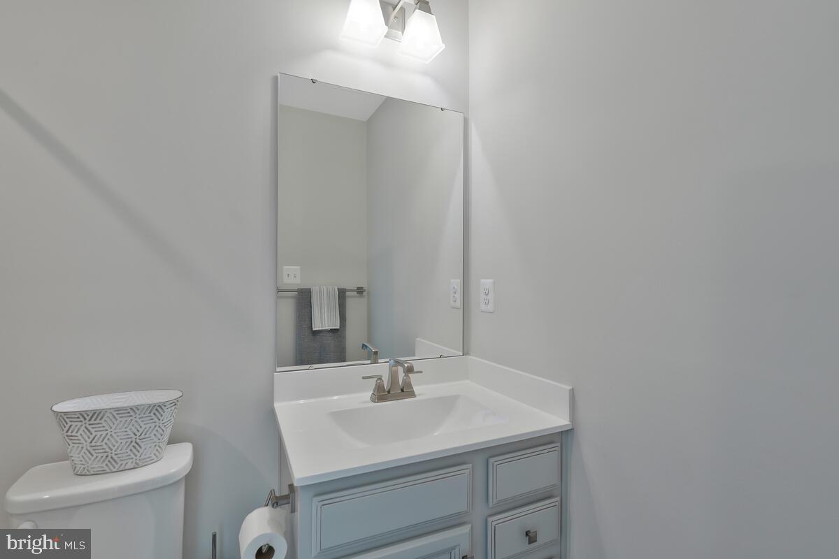 VILLAGE OF TOWNE SQUARE - Residential