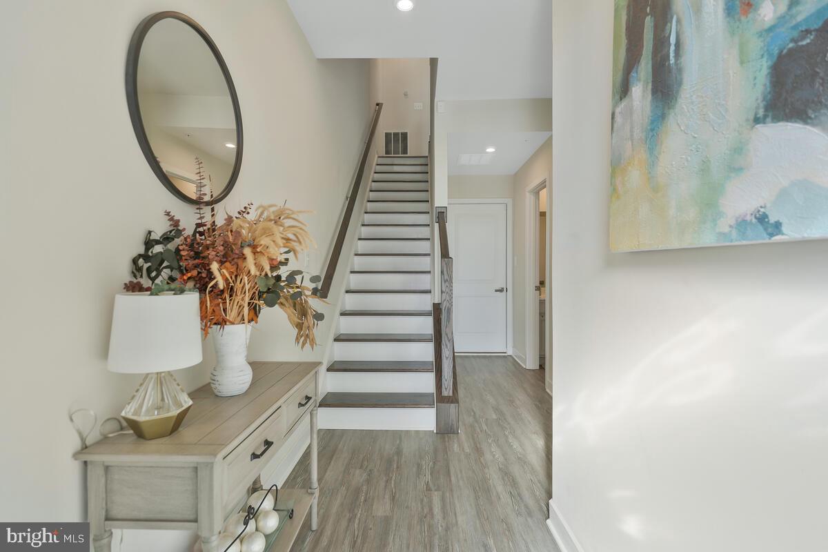 VILLAGE OF TOWNE SQUARE - Residential