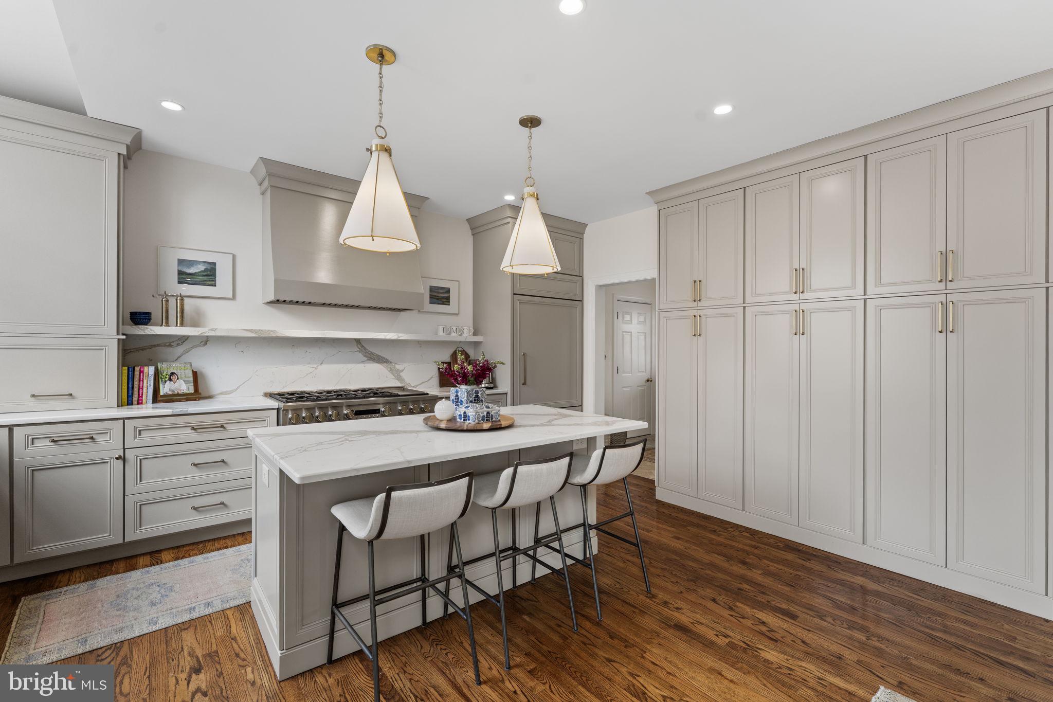 WHITEHORSE - Residential