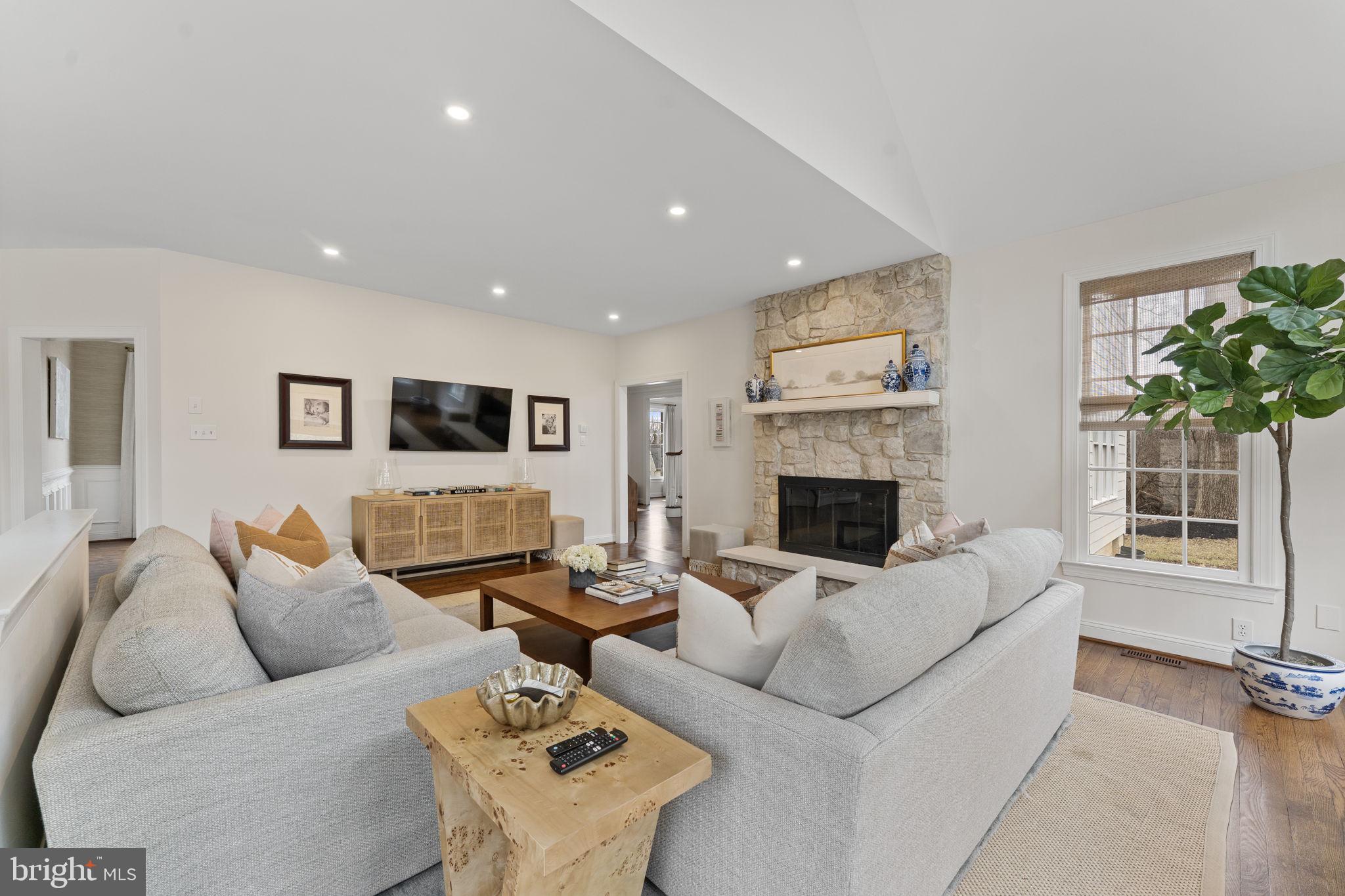 WHITEHORSE - Residential