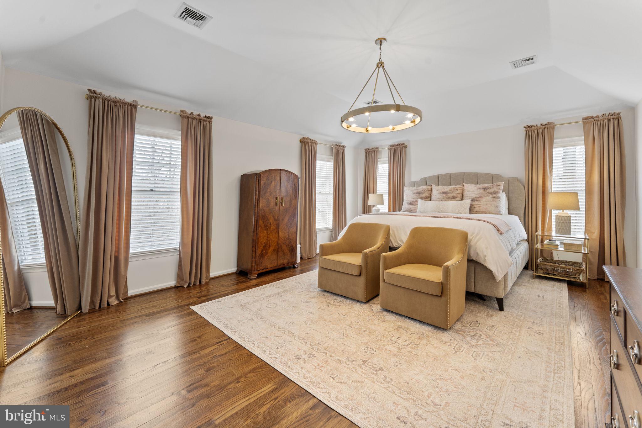 WHITEHORSE - Residential