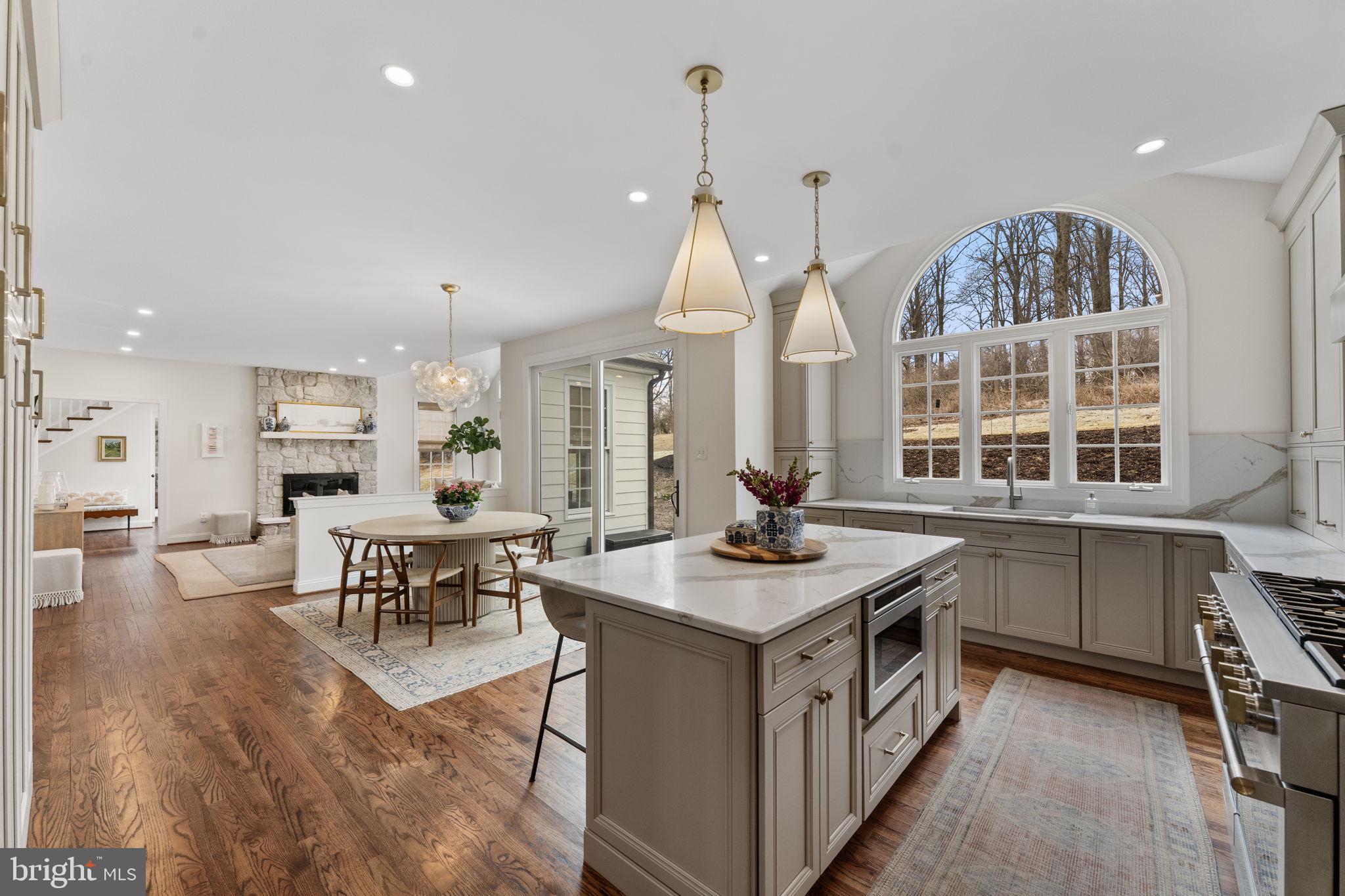 WHITEHORSE - Residential