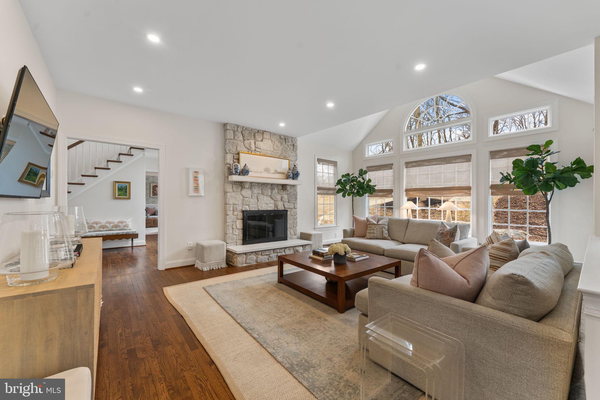 WHITEHORSE - Residential