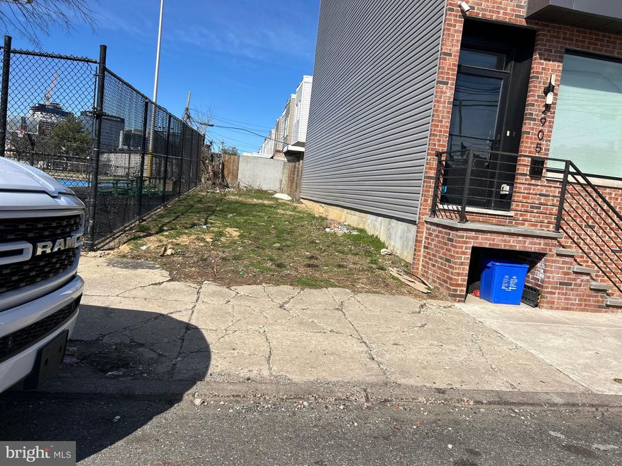 Take a look at  this vacant lot in the heart of Philadelphia, Zoned RSA5. ckose to the Universities,  just a few minutes to from Grays Ferry , Only 10 minutes to center City, Point Breeze and all major highways. 15 x 60.66 910 Square Feet,  Drive By....Can be part of. package of vacant lots within a few blocks.  new construcion homes on the block including right next door.  Buyer must do their own due diligence. Property being sold as is