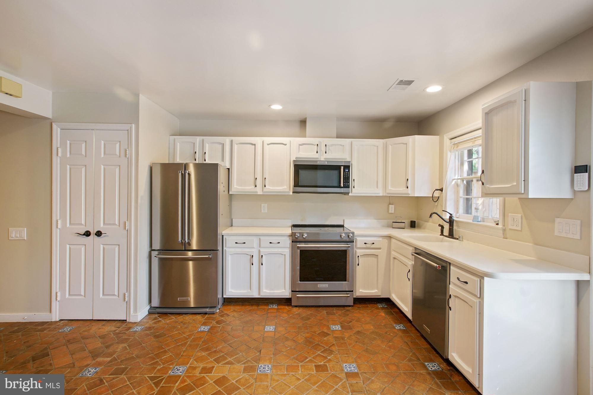 NETHERGATE - Residential Lease