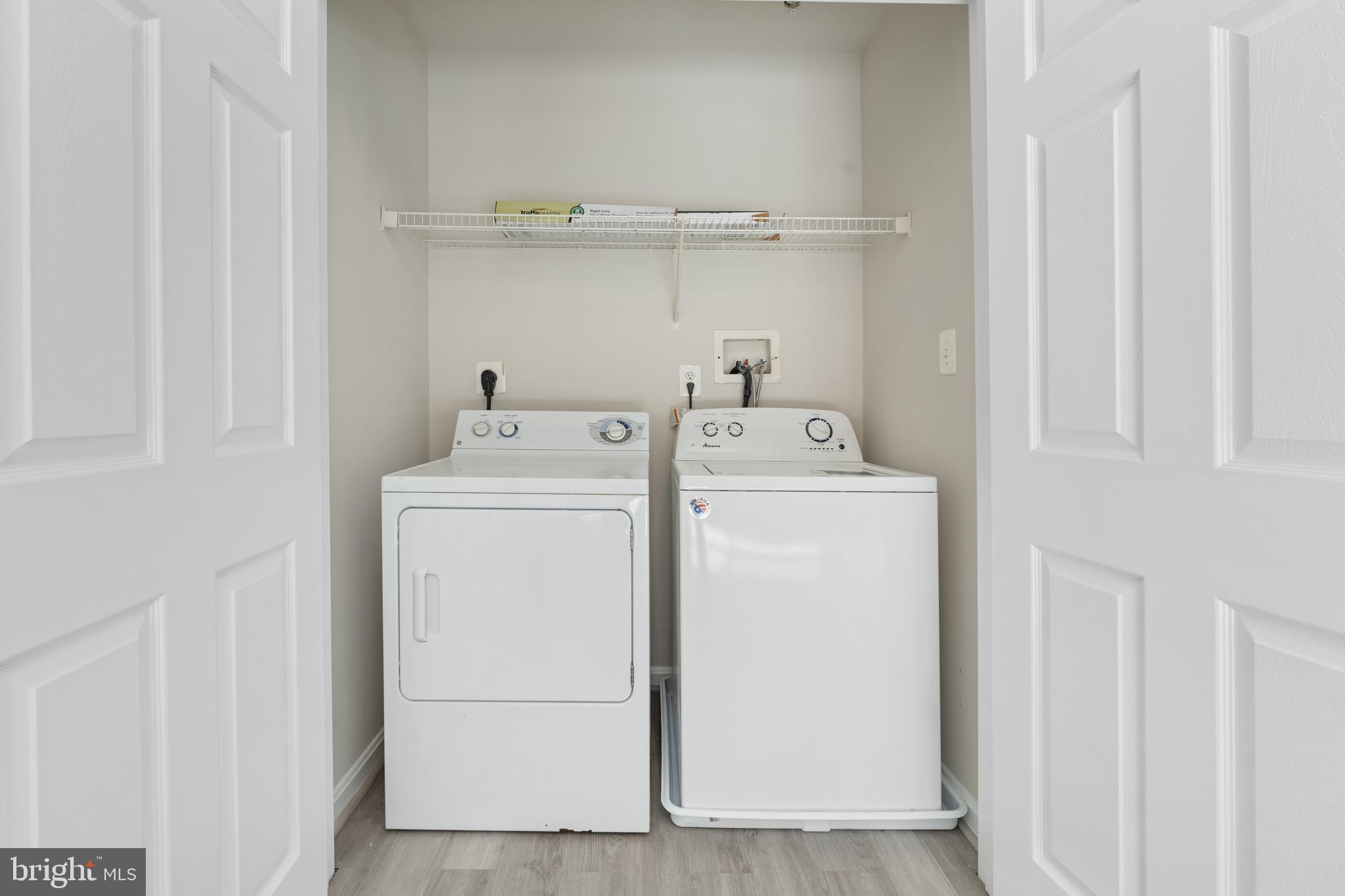 SEVEN OAKS - Residential Lease