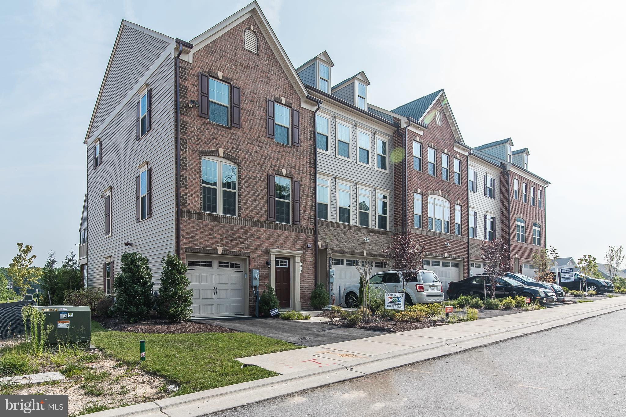 PARKSIDE - Residential Lease