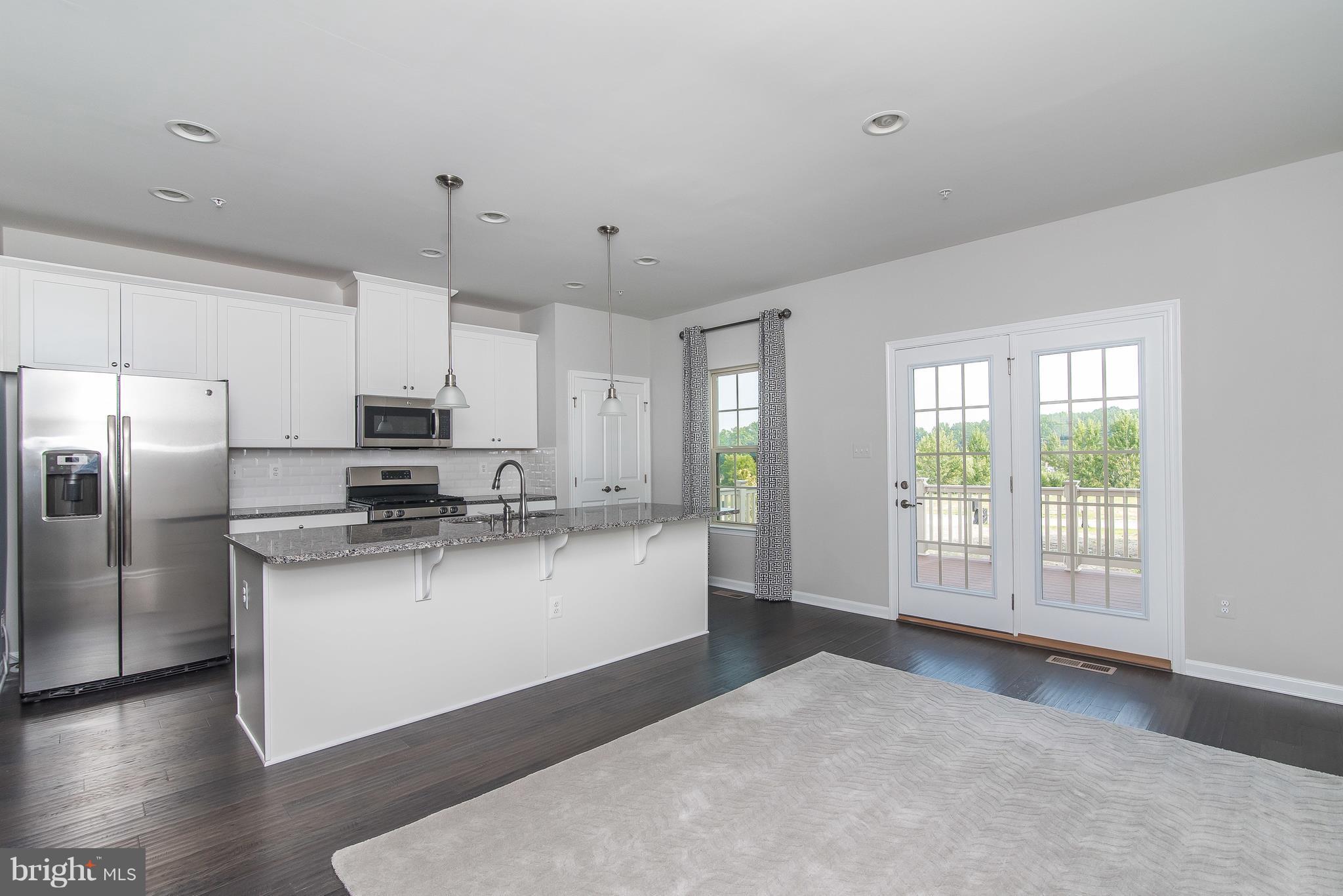 PARKSIDE - Residential Lease