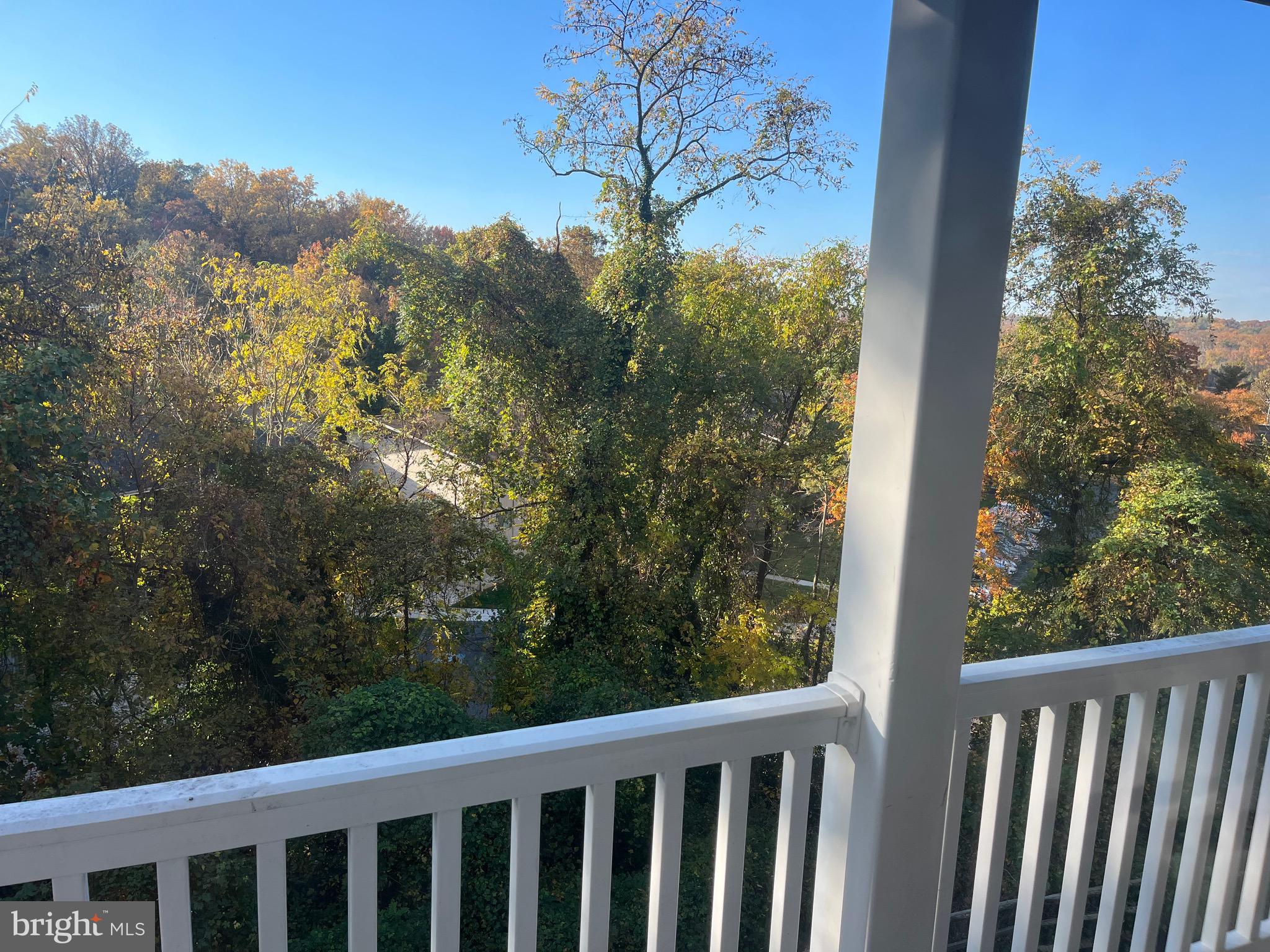 DEVON HILLS CONDO - Residential Lease