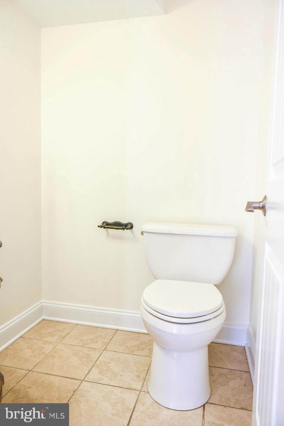 PINEY POINT SHORES - Residential Lease